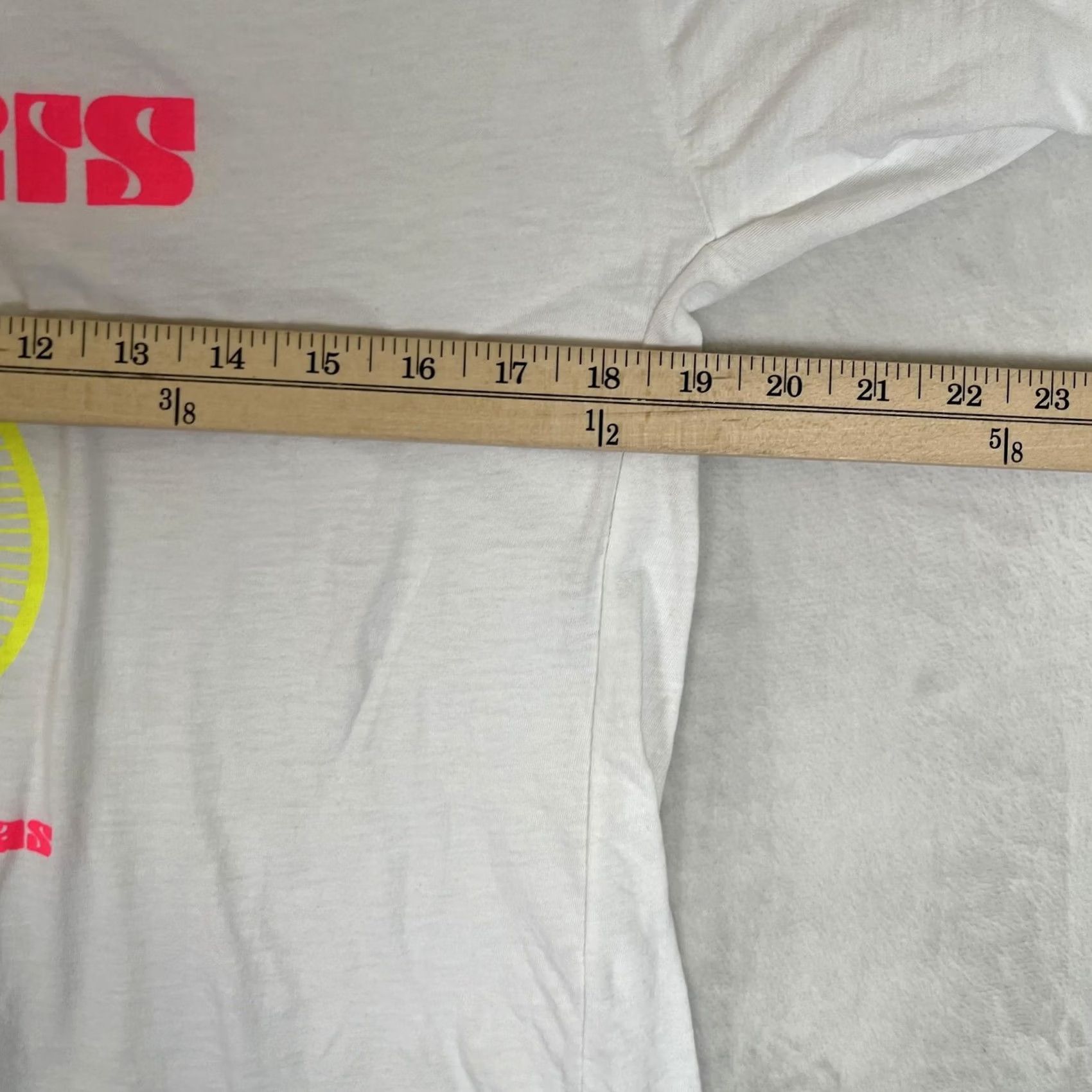 Vintage VINTAGE Sun Divers Nassau Bahamas T-Shirt Mens Large Neon Scuba Single Stitch Size US L / EU 52-54 / 3 - 6 Thumbnail