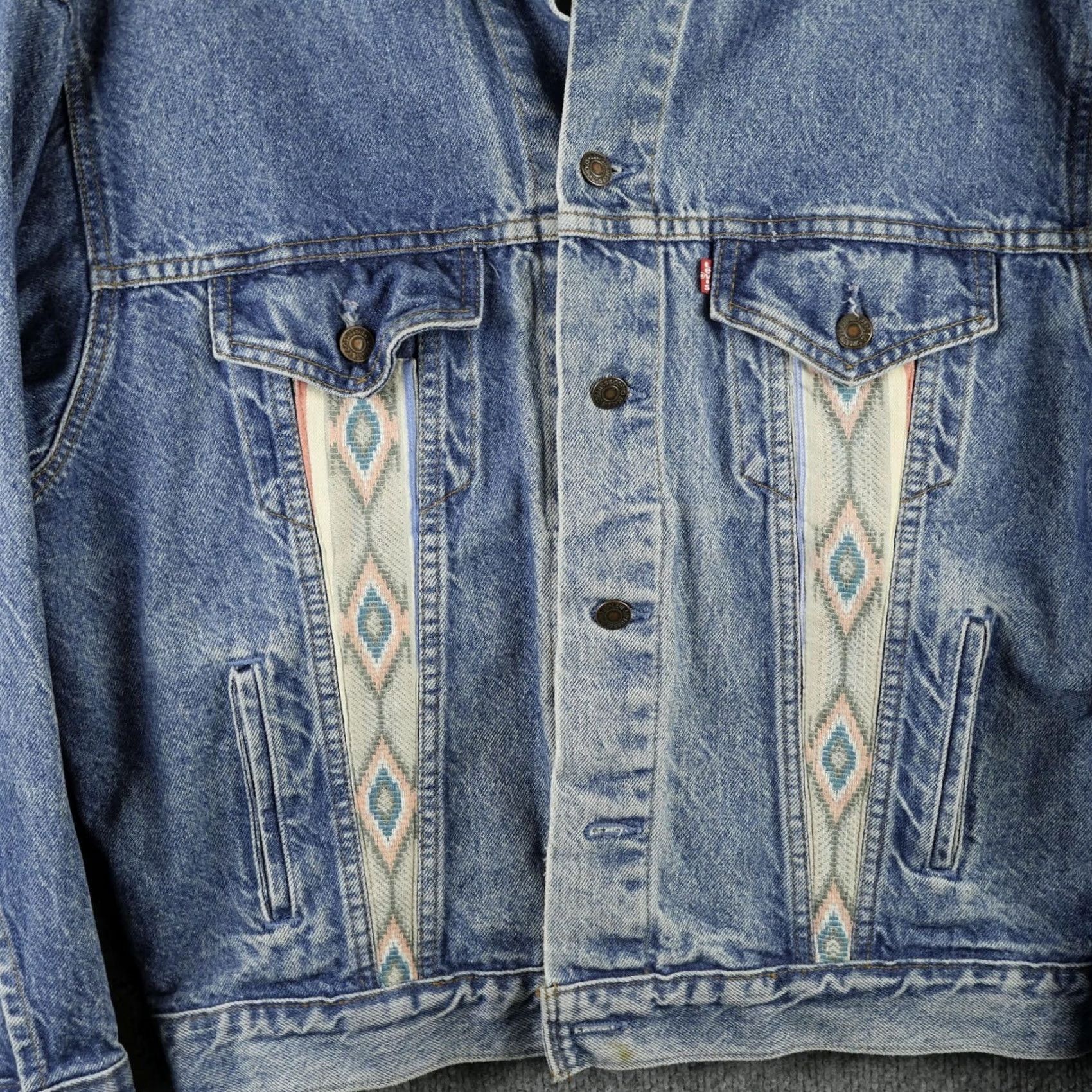 Levi's VINTAGE Levi's Jacket Mens M Blue Denim Southwestern Aztec Bomber Trucker 90 Size US M / EU 48-50 / 2 - 2 Thumbnail