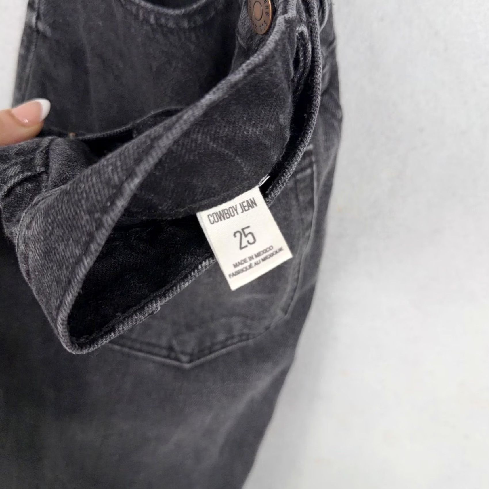 Bdg BDG Jeans Womens 25 Black Cowboy Jean High Rise Straight 100% Cotton Jeans Mens? Girls? Size 42" / US 20 - 5 Thumbnail
