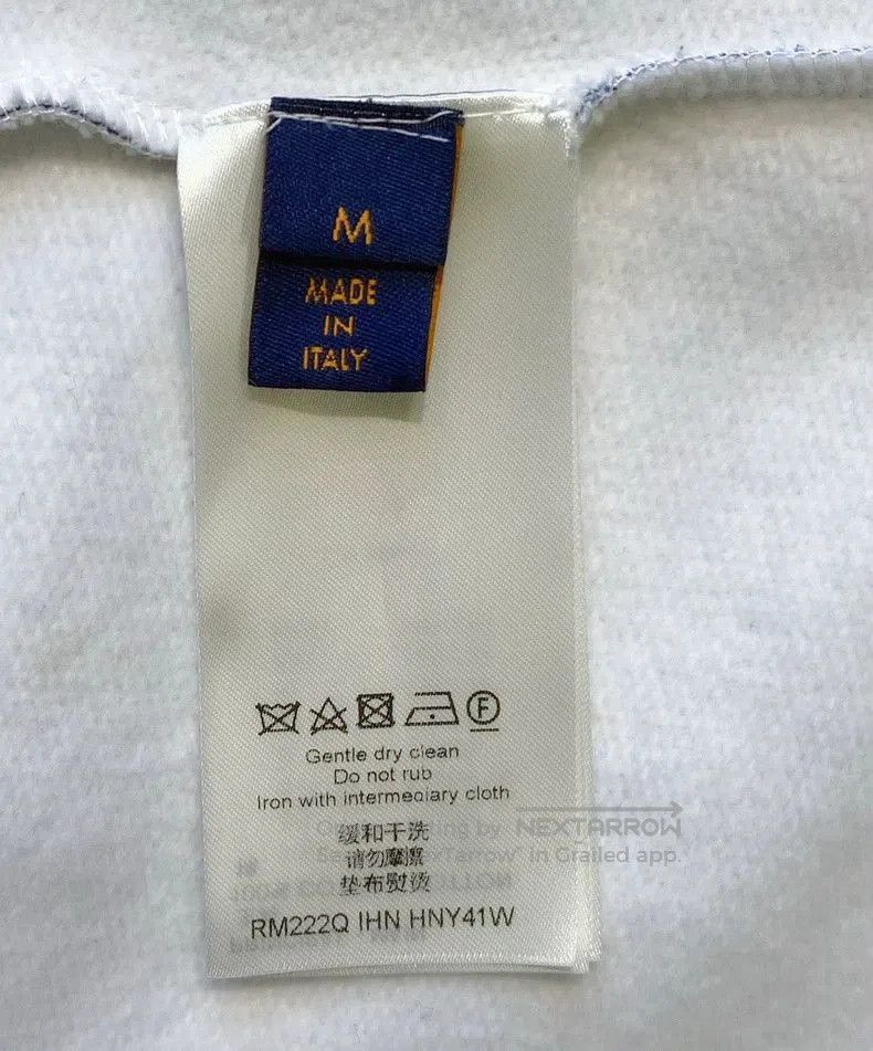 Louis Vuitton Louis Vuitton Blue Gradient Logo Hoodie. Size US M / EU 48-50 / 2 - 7 Thumbnail
