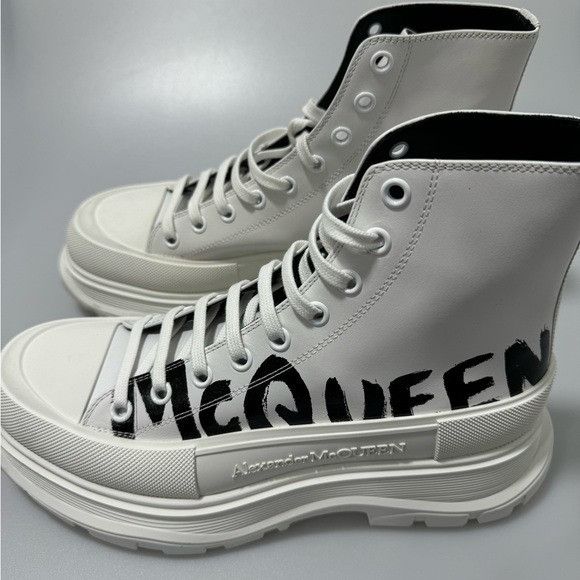 Alexander McQueen Alexander McQueen Tread Slick Graffiti Leather Boots White B Size US 10.5 / EU 43-44 - 3 Thumbnail
