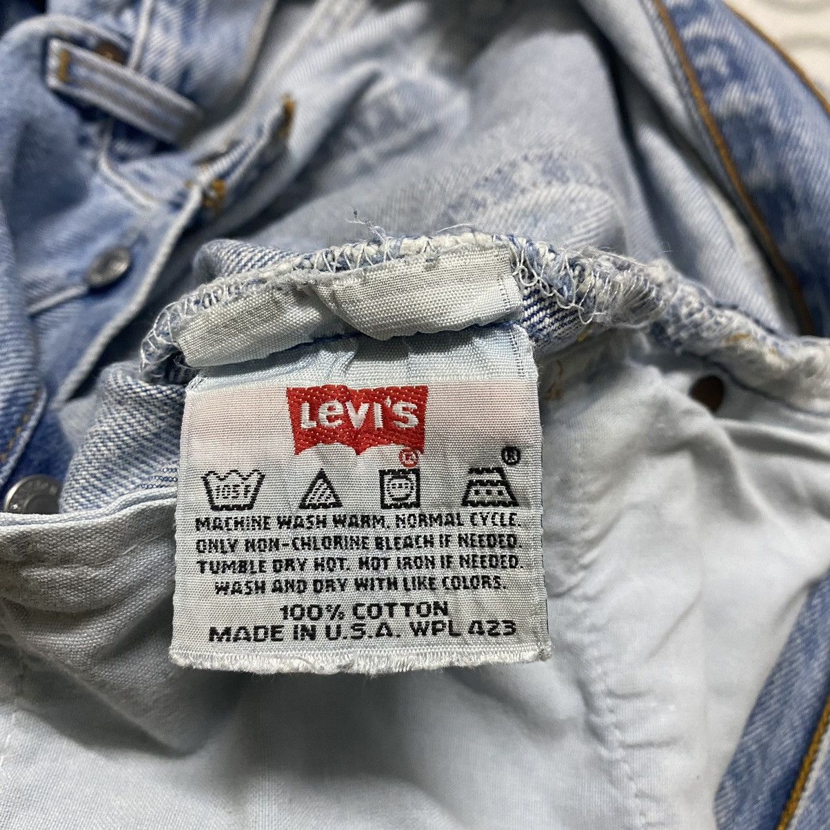 Levi's Vintage 90s Levis 501 Lightwash Jeans Nice Faded Jeans Size US 32 / EU 48 - 18 Thumbnail