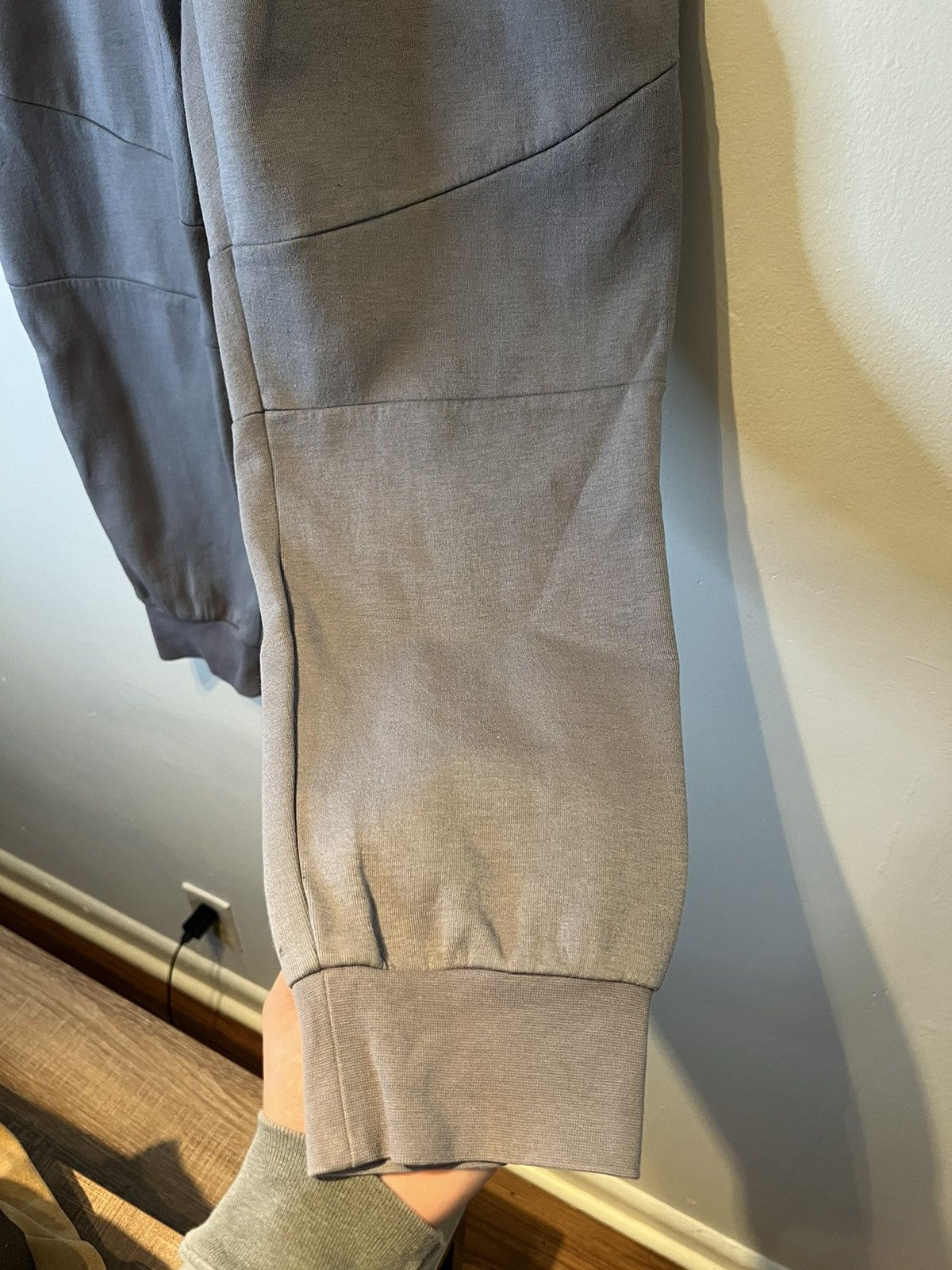 Jordan Brand × Nike Jordan Pants Mens XL Tech Fleece Jogger Sportswear Pockets Size US 41 - 3 Thumbnail