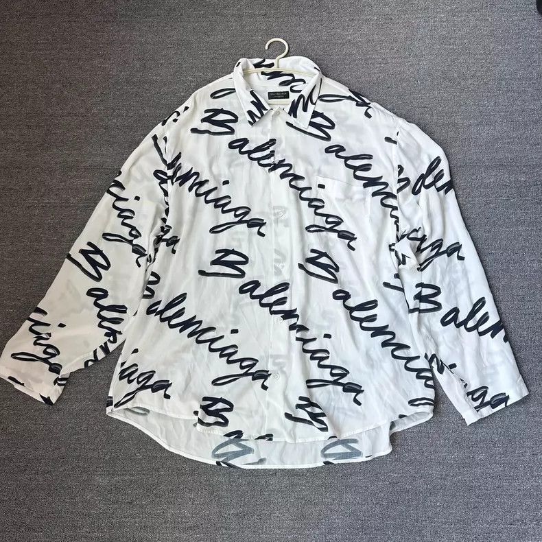 Balenciaga Balenciaga Black and White Letter Logo Shirt Size US S / EU 44-46 / 1 - 1 Thumbnail