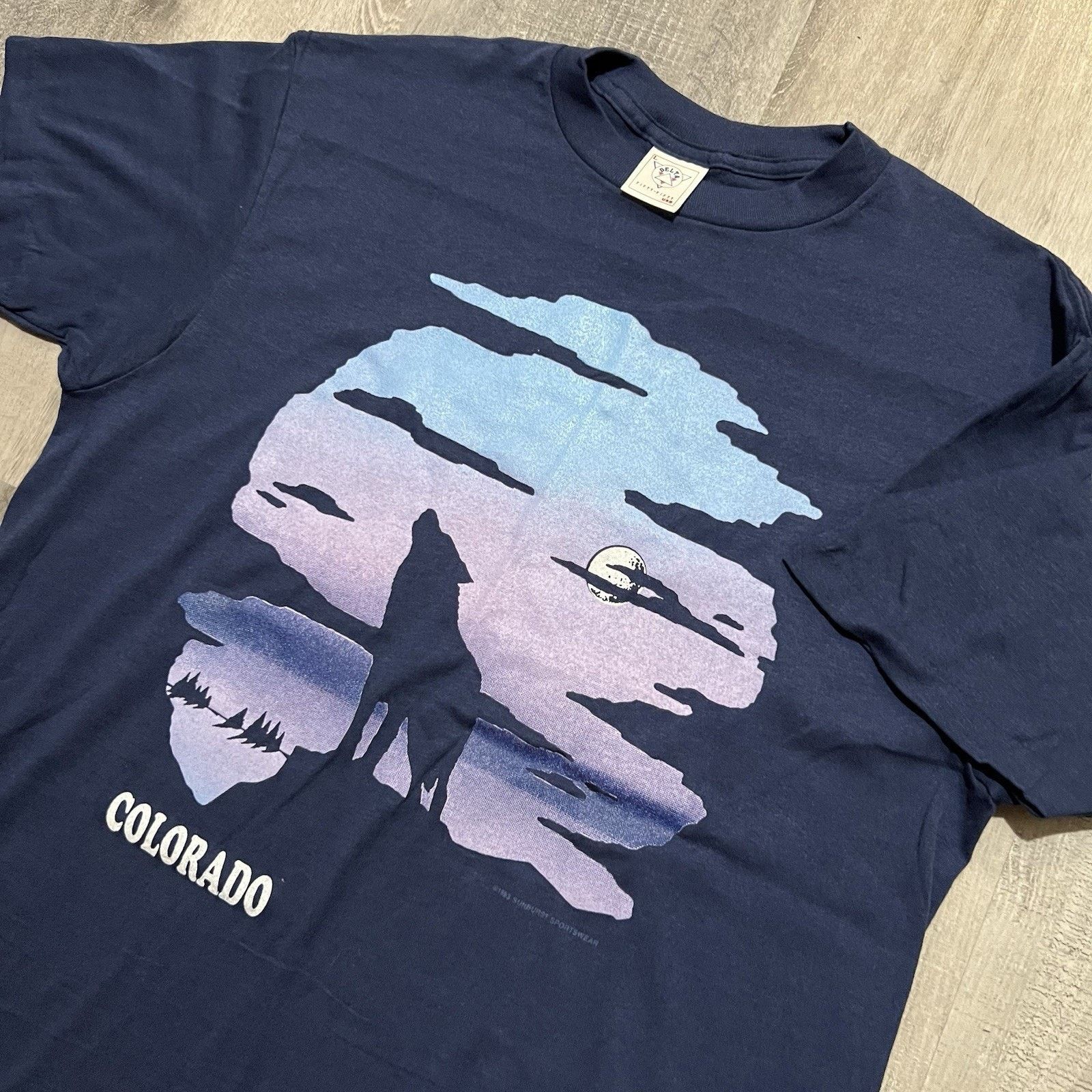 Delta VTG Colorado Travel T Shirt 90s Blue Paper Thin Wolf USA L Size US L / EU 52-54 / 3 - 3 Thumbnail
