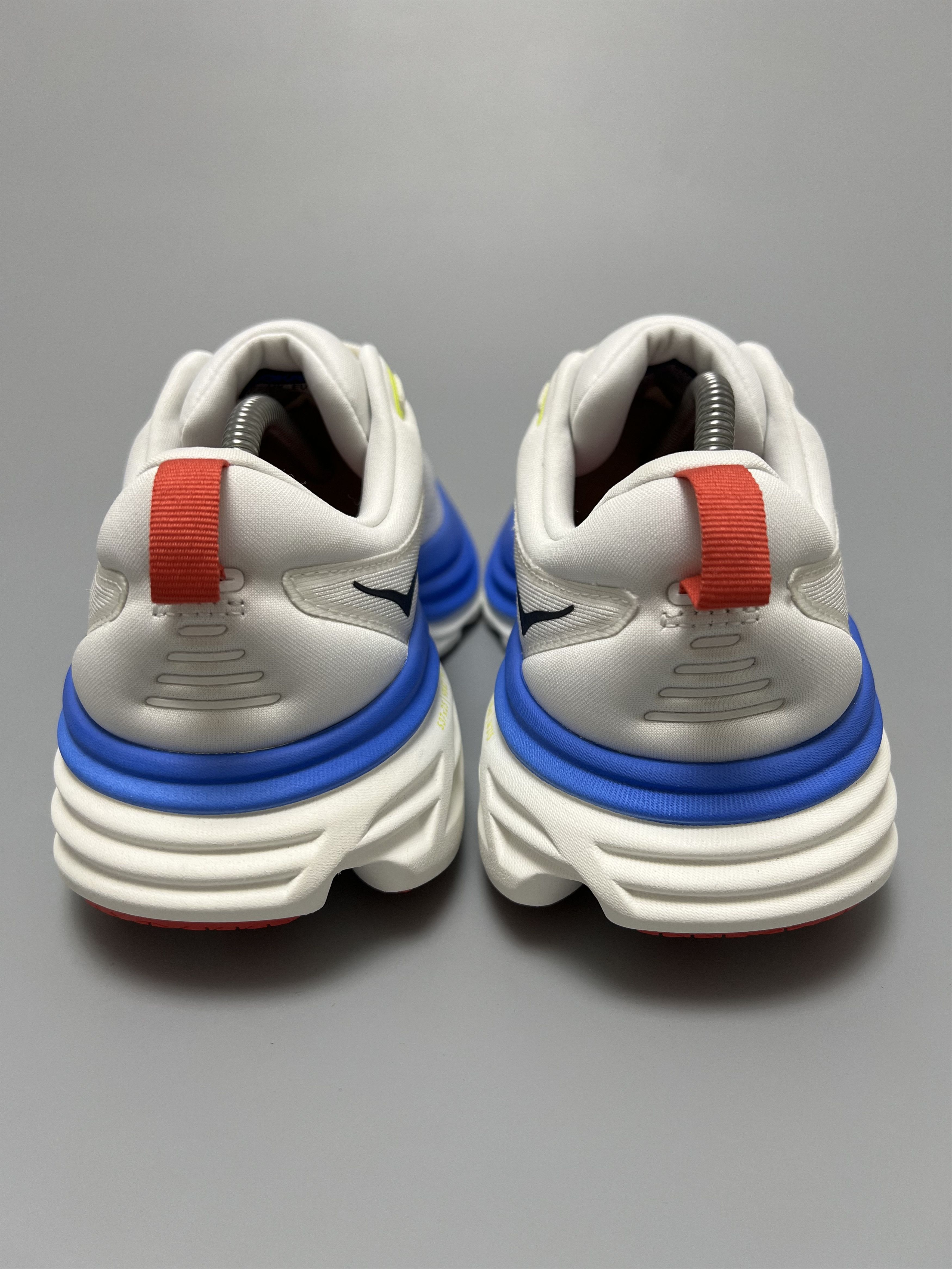 Hoka 8.5 EE Hoka One One Bondi 8 Wide Running Shoes Gym Walking Size US 8.5 / EU 41-42 - 3 Thumbnail