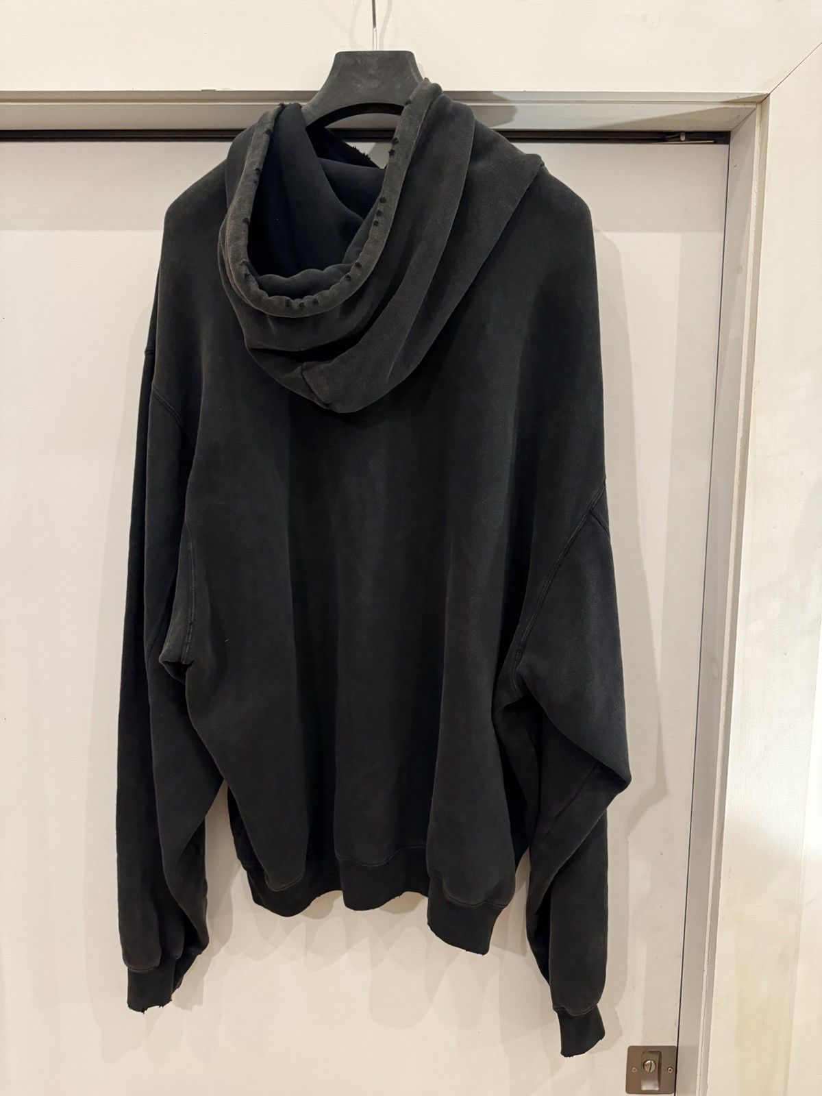 Balenciaga Winter 20 One like Two Likes Three Likes Four Hoodie Size US S / EU 44-46 / 1 - 12 Thumbnail