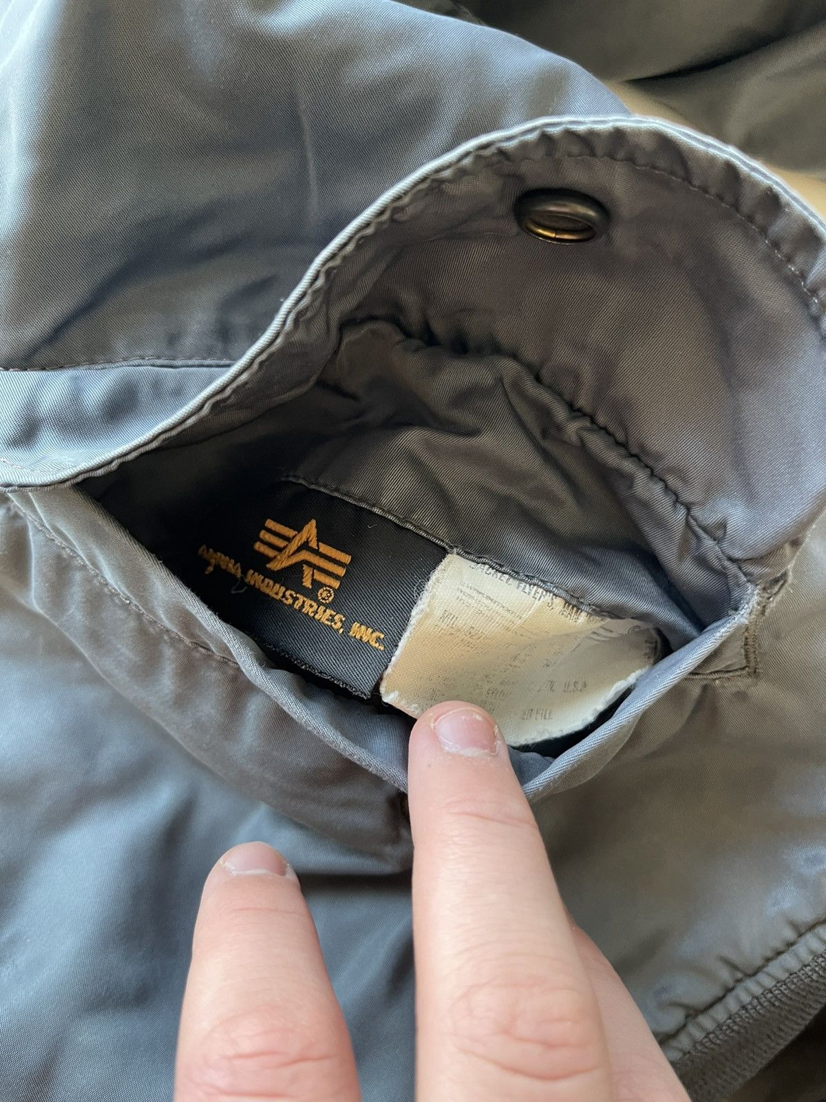 Alpha Industries VINTAGE ALPHA INDUSTRIES REVERSIBLE BOMBER JACKET SIZE XS Size US S / EU 44-46 / 1 - 5 Thumbnail