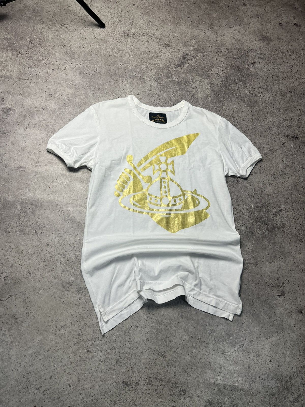 Vivienne Westwood Vivienne Westwood Big Logo Vintage T shirt Luxury Print Size US M / EU 48-50 / 2 - 2 Thumbnail