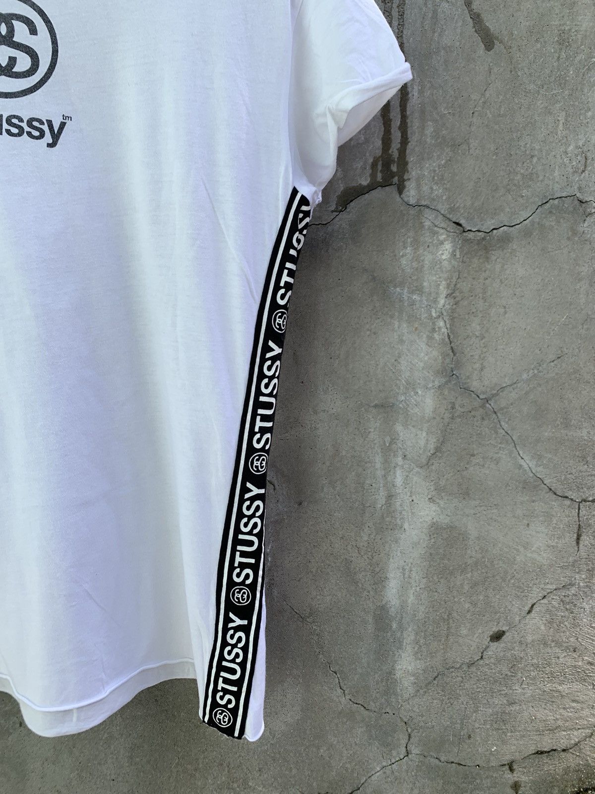 Stussy Side Taped Chain Logo Tee Size S / US 4 / IT 40 - 2 Thumbnail