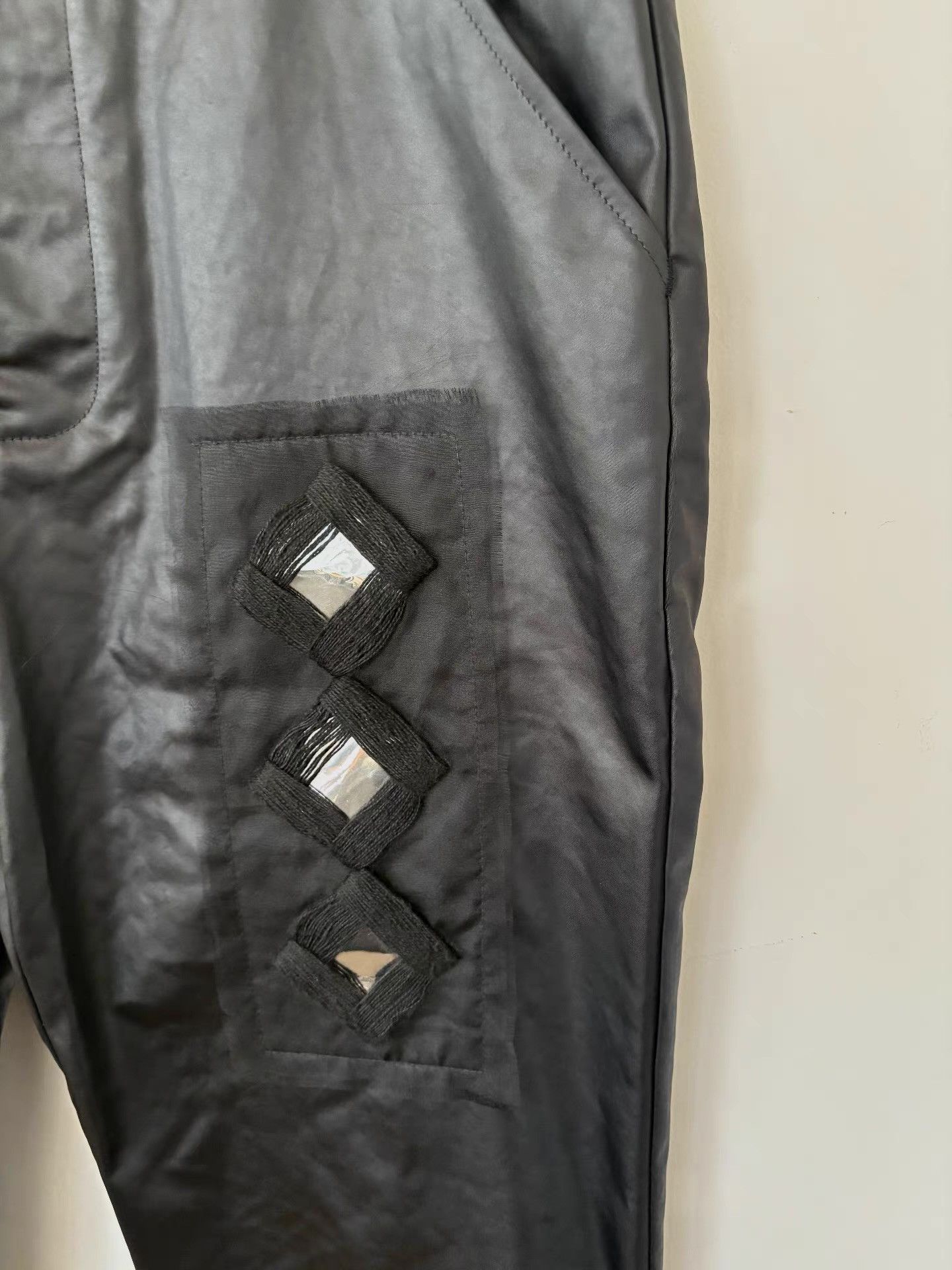 Song For The Mute Song for the Mute 22.2 Men's SatinMirrorFinish Trousers Ｑ21 Size US 34 / EU 50 - 5 Thumbnail