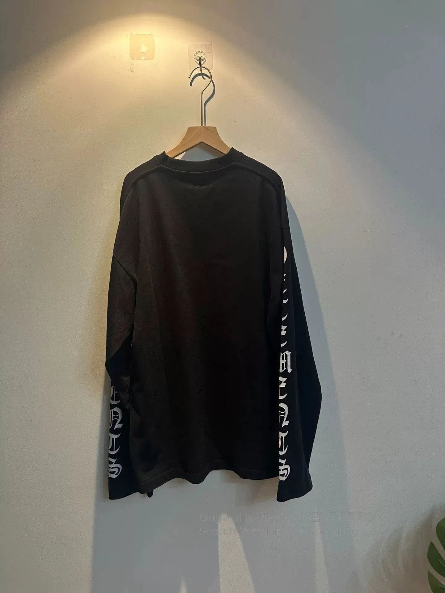 Other vetements long sleeve shirt with logo. Size US XS / EU 42 / 0 - 2 Thumbnail