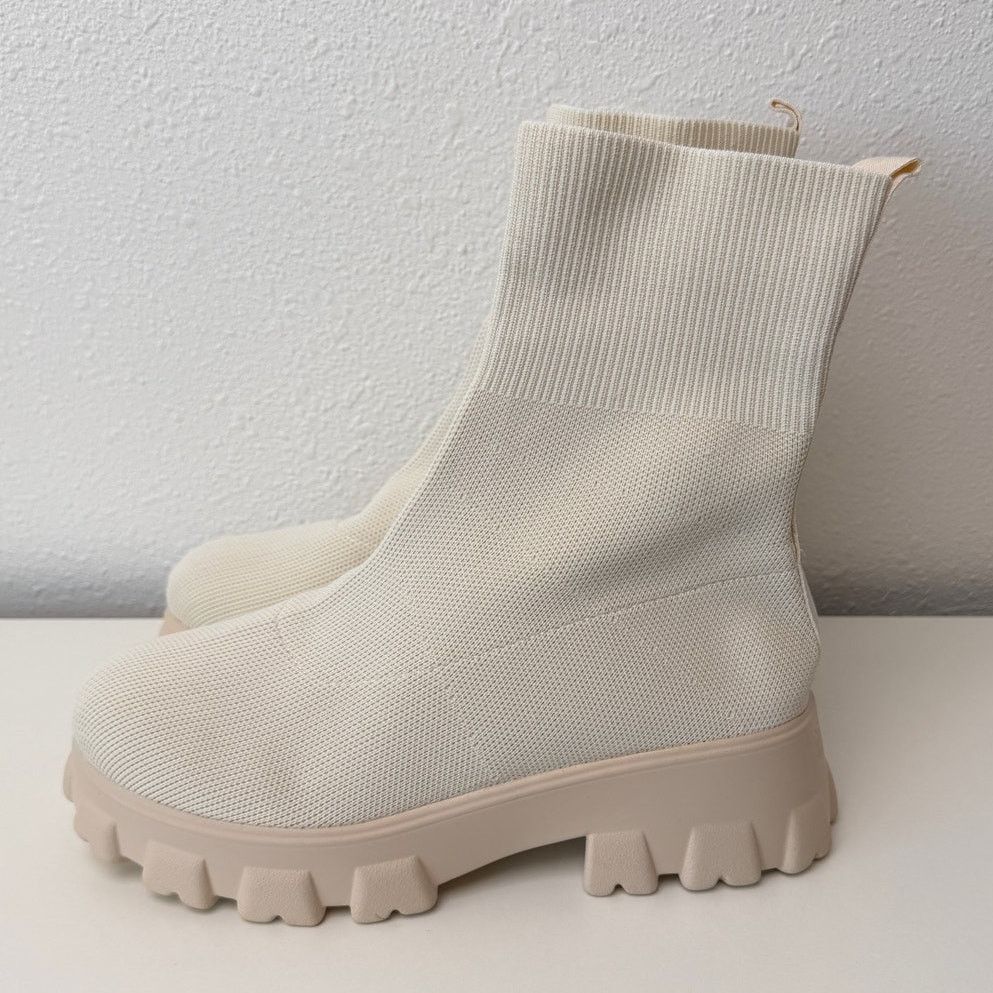 Other Cream Knit Platform Sock Booties Chunky Lug Sole Boots 7 Size US 7 / IT 37 - 4 Thumbnail