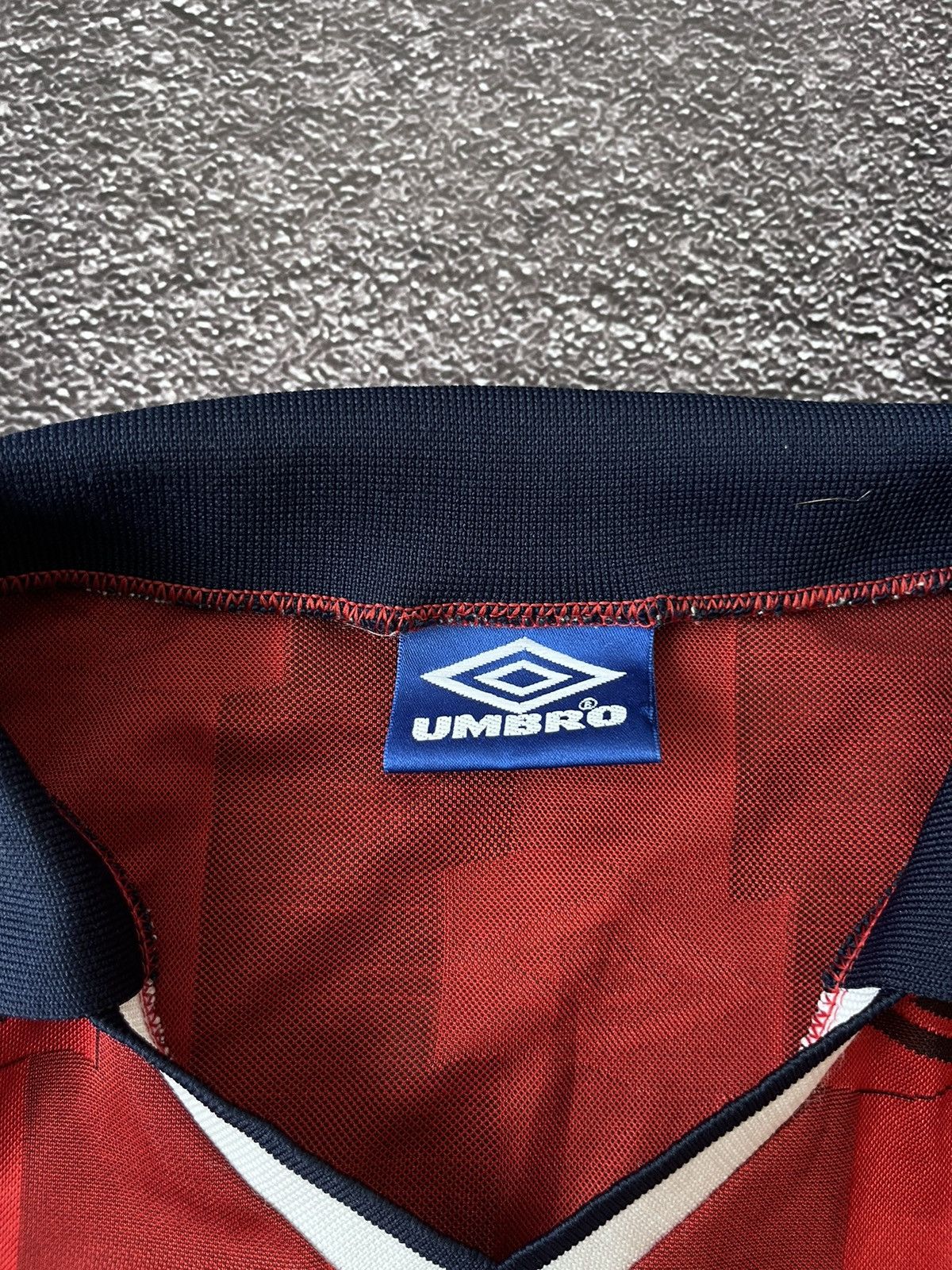 Umbro Vintage Umbro Monogram Longsleeve Shirt Jersey Red Size XL Size US XL / EU 56 / 4 - 6 Thumbnail