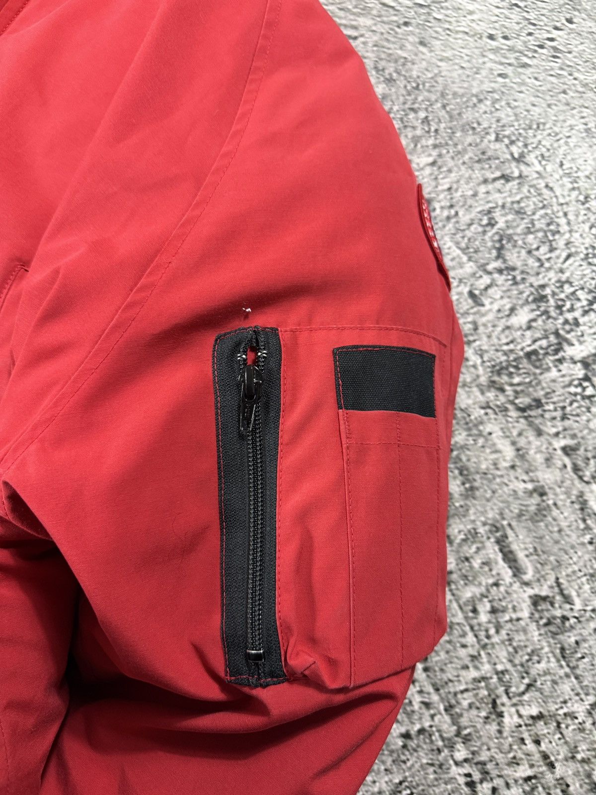 Canada Goose Canada Goose vintage red chilliwack bomber jacket puffer Size US XL / EU 56 / 4 - 3 Thumbnail