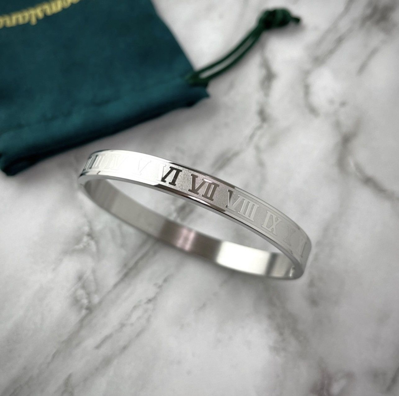 Jewelry Men's Roman Numeral Silver Tone Bracelet Size ONE SIZE - 1 Thumbnail