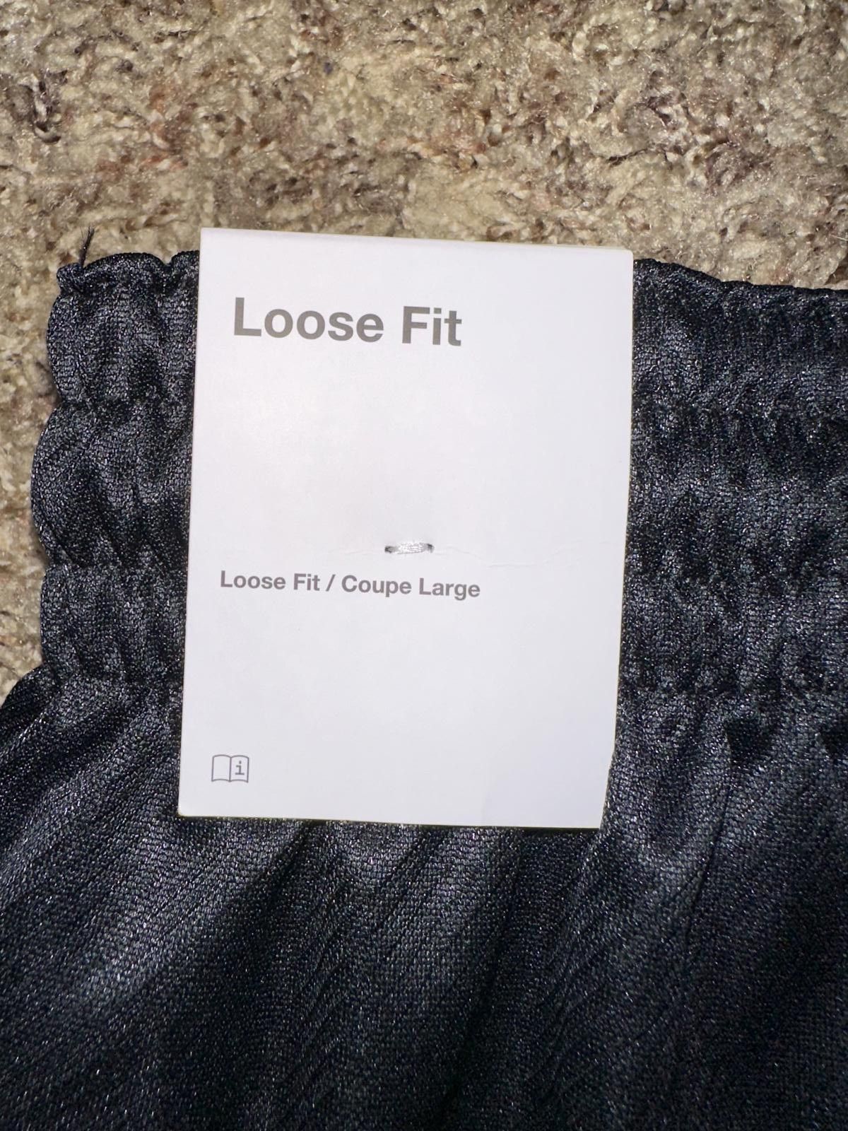 Nike Nike Women’s Dri-FIT ISoFly Black/White Basketball Shorts Size 36" / US 14 / IT 50 - 8 Thumbnail