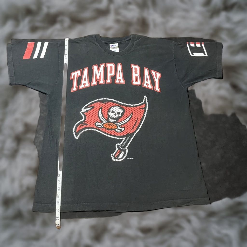 Vintage Tampa Bay Buccaneers Shirt Pro Player All Over Print Bucs 1990s