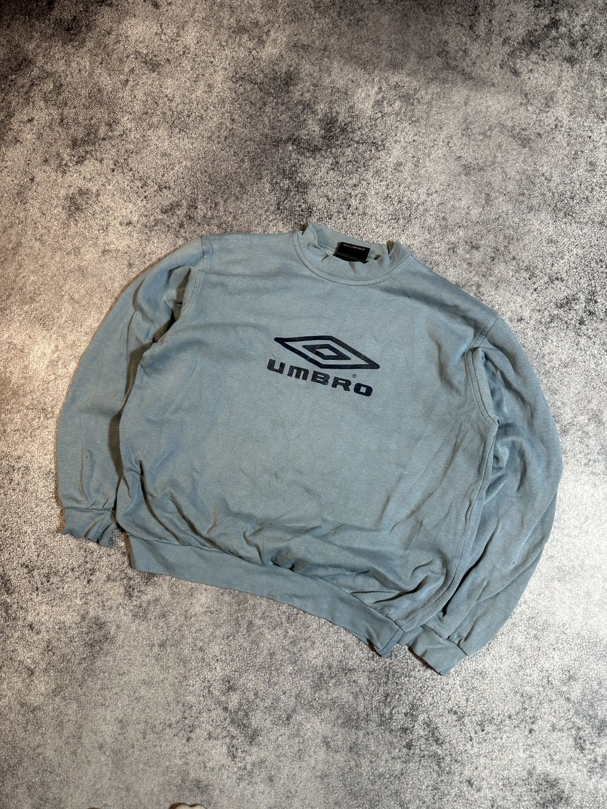 Umbro × Vintage Vintage Umbro Big Logo Sweatshirt Streetwear M USA Rare Size US M / EU 48-50 / 2 - 1 Thumbnail