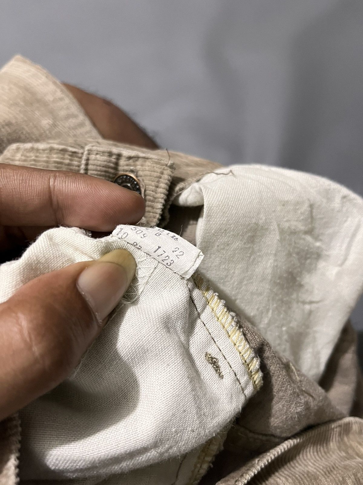 Levi's Vintage 1983’s Levi’s 546 Corduroy Size US 32 / EU 48 - 15 Thumbnail