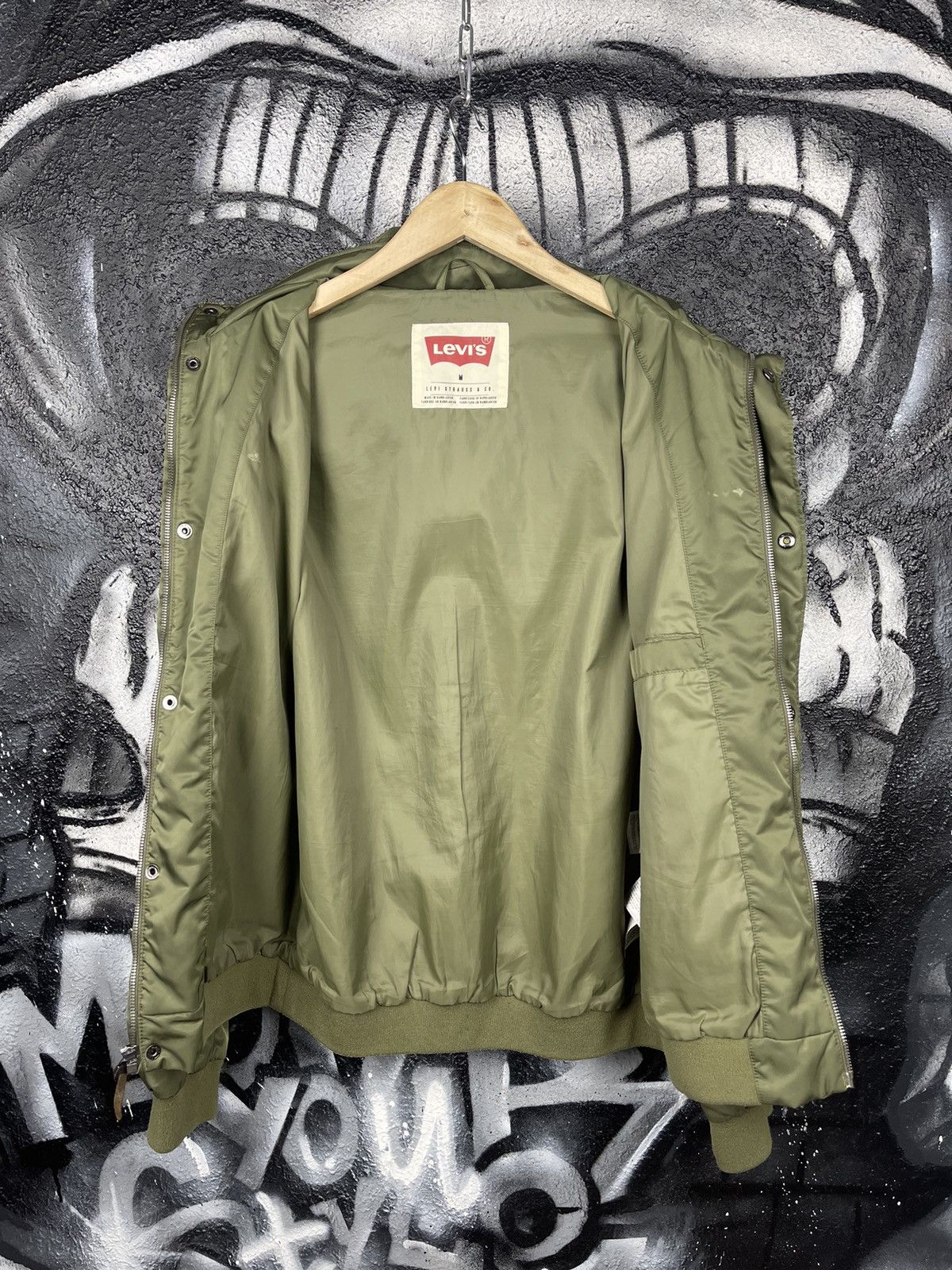 Levi's Levi’s Olive Full Zip Hooded Light Jacket Men’s Size Medium Size US M / EU 48-50 / 2 - 12 Thumbnail