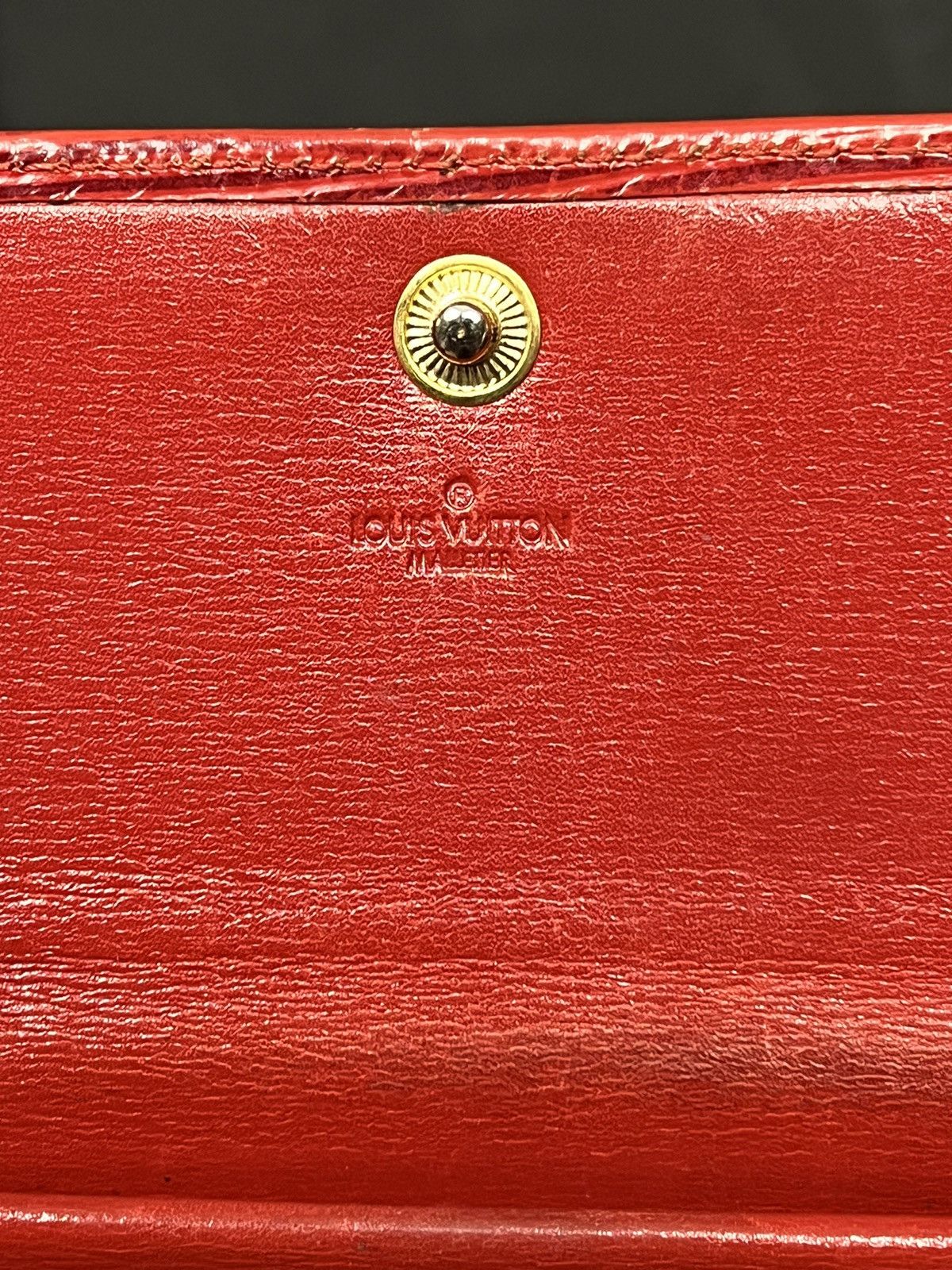 Louis Vuitton Louis Vuitton Malletier red epi bifold vintage wallet Size ONE SIZE - 10 Thumbnail