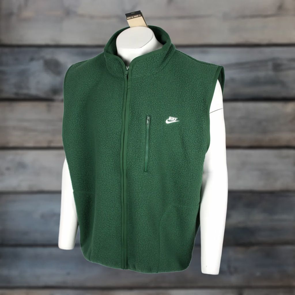 Nike Nike Sportswear Club Men's Winterized Vest XXL Green FZ0894 323 Nike Sportswear Club Men’s Winterized Vest Green XXL Green FZ0894 323 Size US XXL / EU 58 / 5 - 1 Thumbnail