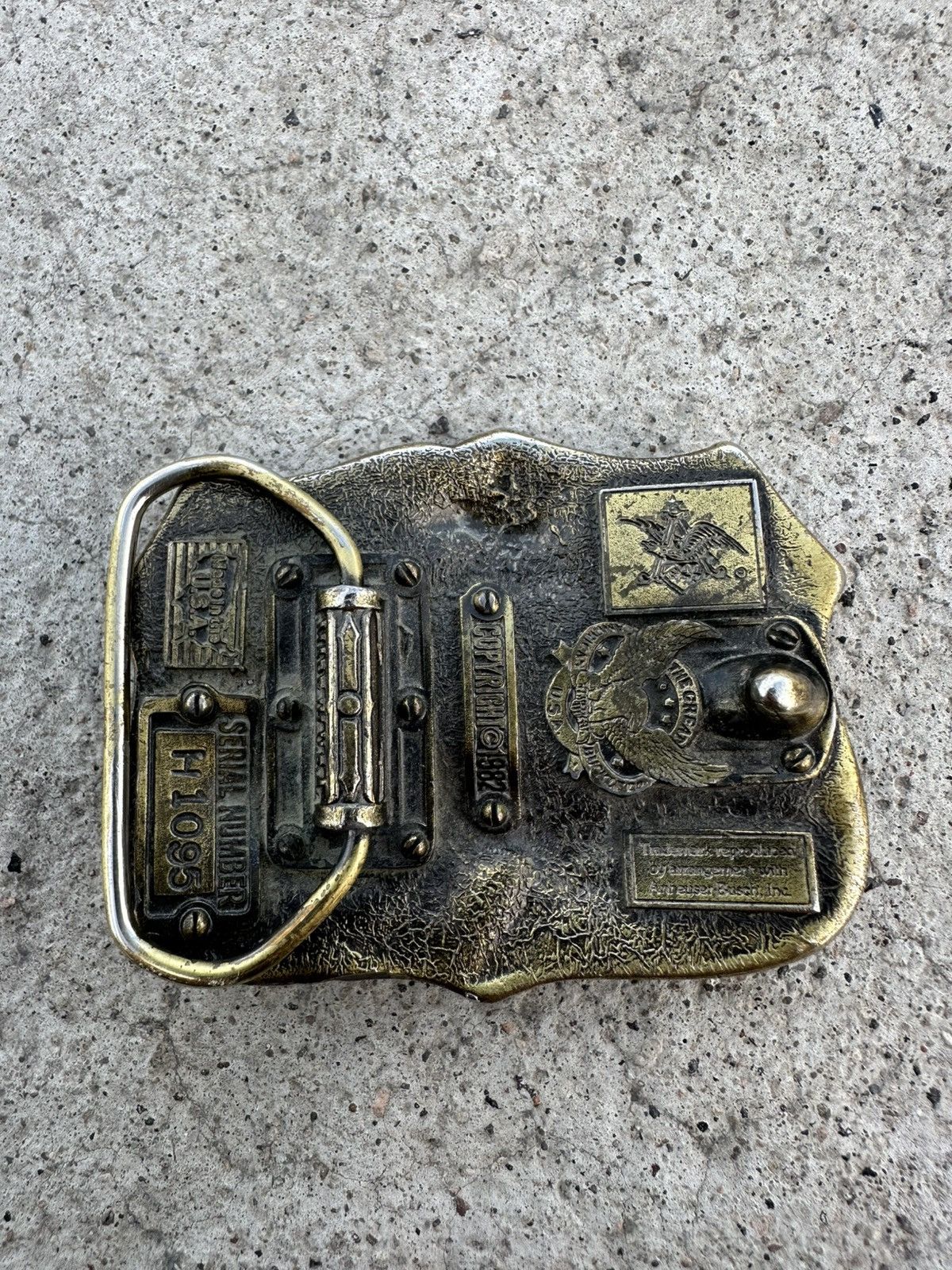Budweiser Rare Budweiser Collectible Belt Buckle 1980s Size ONE SIZE - 2 Thumbnail