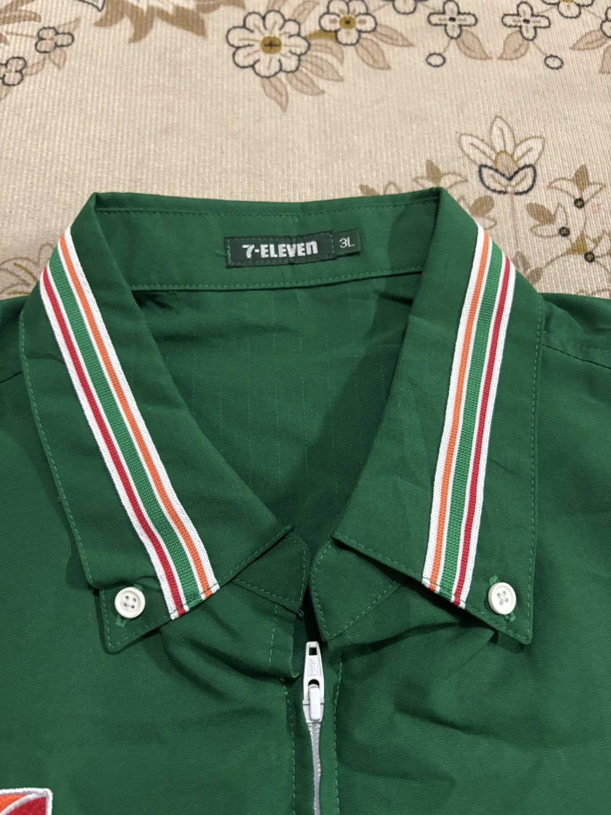Vintage 7-ELEVEN Button Up Style Size US XL / EU 56 / 4 - 6 Thumbnail