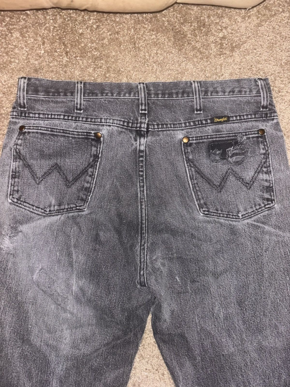 Wrangler Vintage Wrangler Cowboy Cut Gray Fade Jeans - 35x32 Size US 35 - 15 Thumbnail
