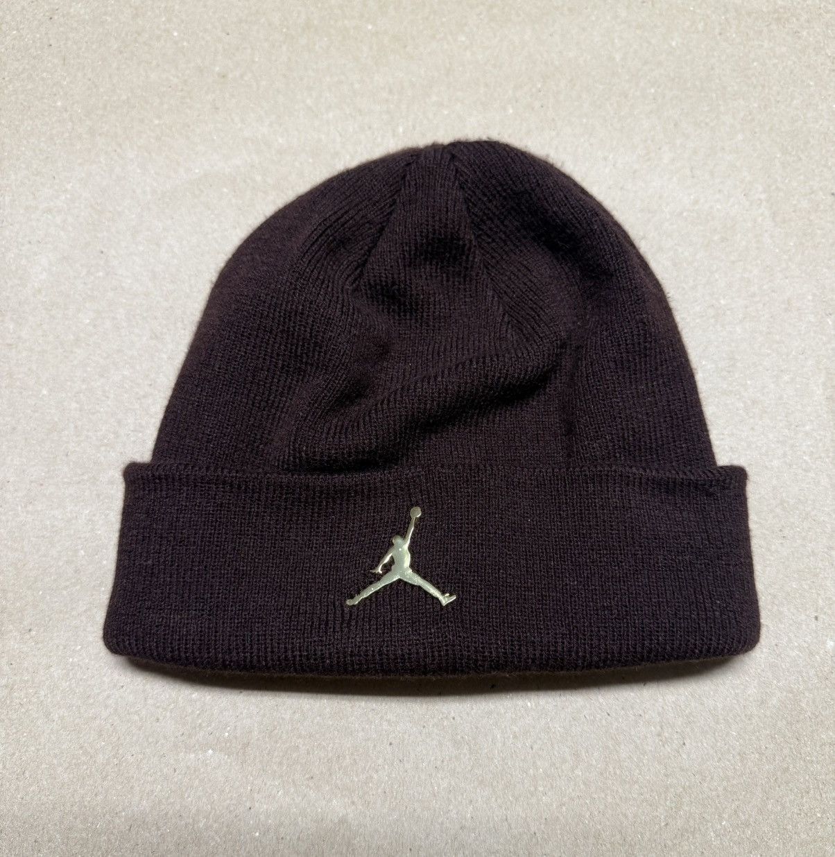 Jordan Brand Nike Air Jordan Burgandy Brown Beanie Youth Hat Cap Rare! Size ONE SIZE - 1 Thumbnail