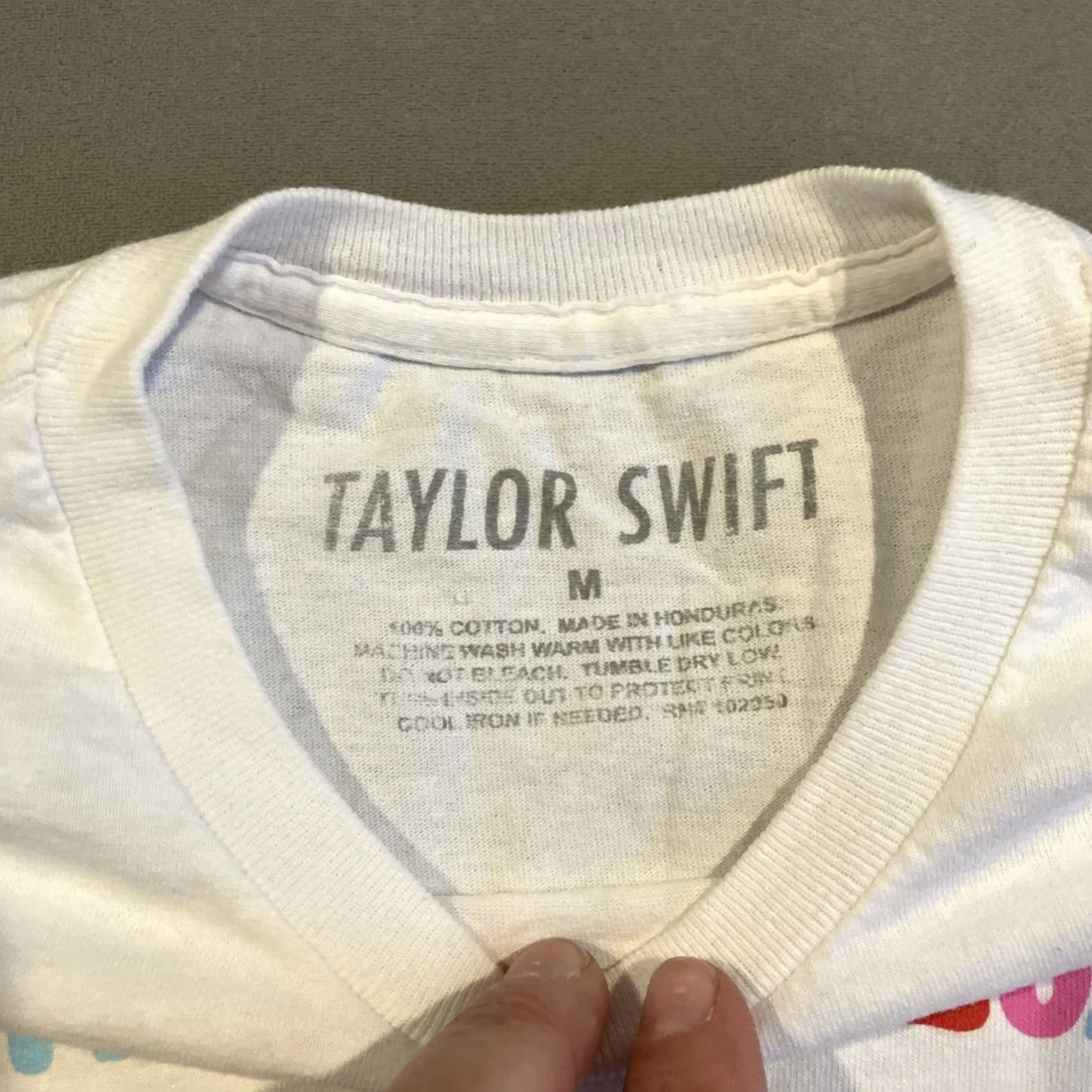Vintage Taylor Swift T Shirt Men's Medium White Graphic OFFICIAL I’m Feeling 2022 Size US M / EU 48-50 / 2 - 3 Thumbnail