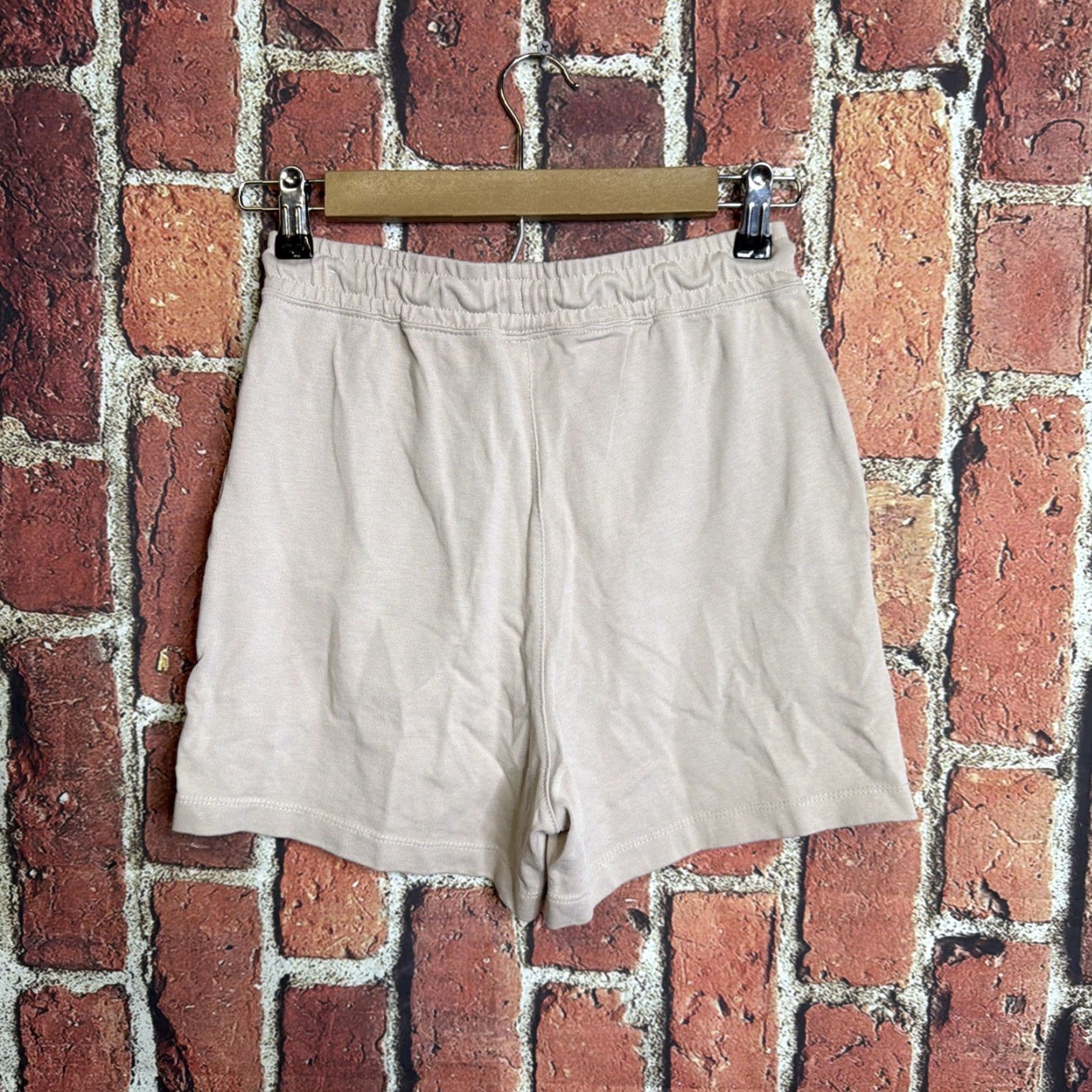 Nike Nike Shorts Womens XS Beige High Rise Sportswear Cotton Jersey Size XS / US 0-2 / IT 36-38 - 4 Thumbnail