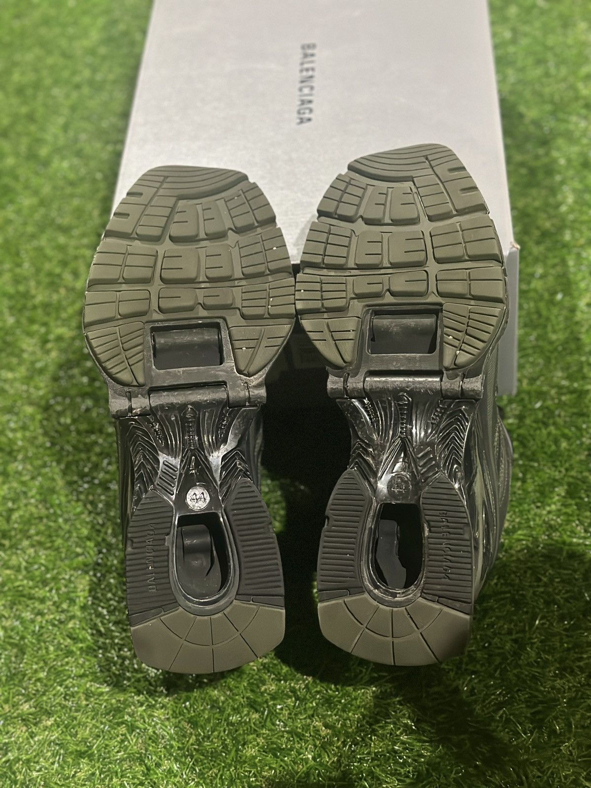 Balenciaga Size 11 - Balenciaga Expander Green Size US 11 / EU 44 - 6 Thumbnail