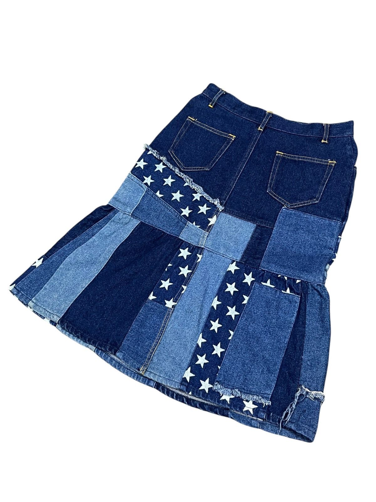 Hypebeast Japan Patchwork Star Denim Skirt W26 L24.5 Rare Size 26" / US 2 / IT 38 - 7 Thumbnail