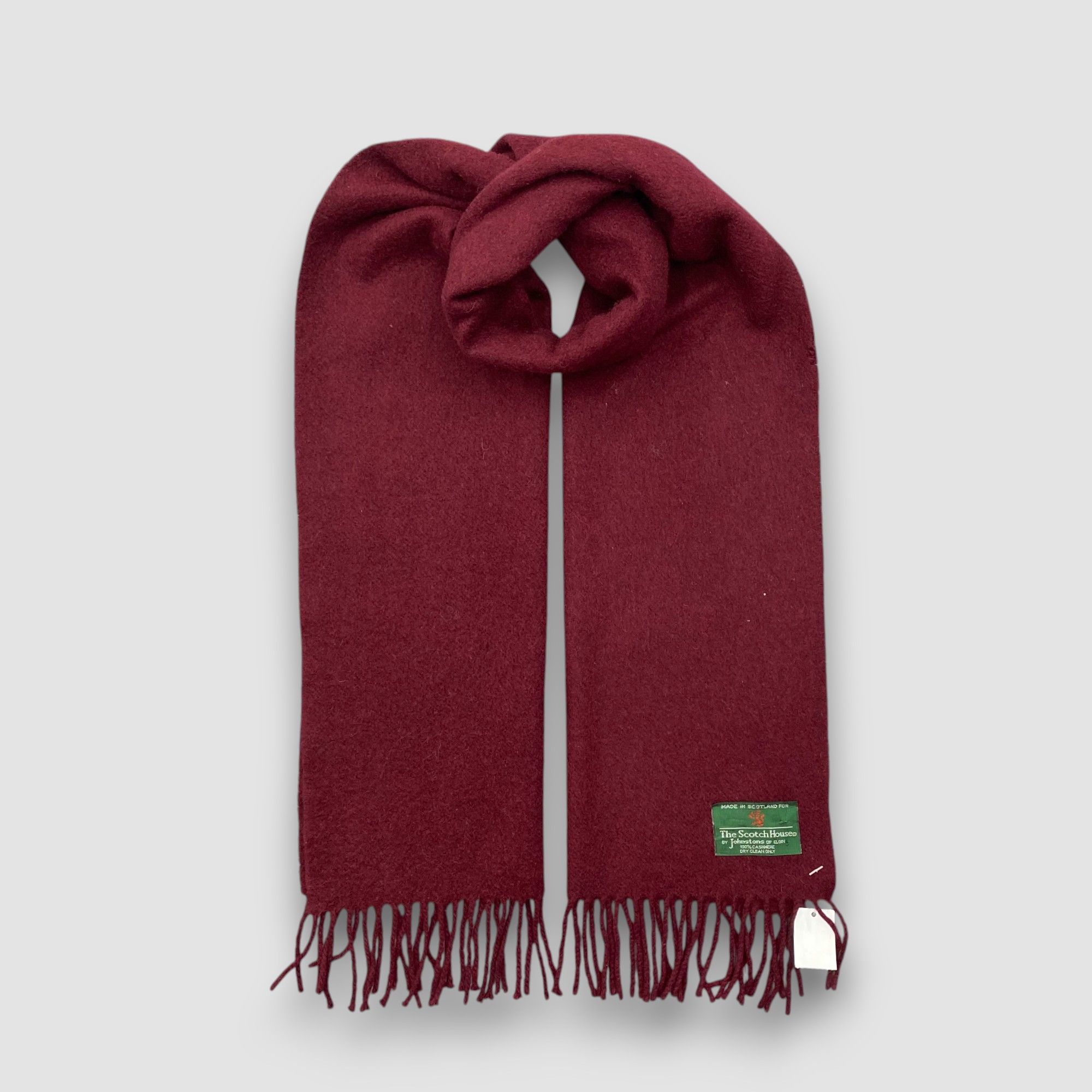 Johnstons Of Elgin Vintage Johnstons of Elgin Scarf Muffler Christmas Wool Size ONE SIZE - 1 Thumbnail