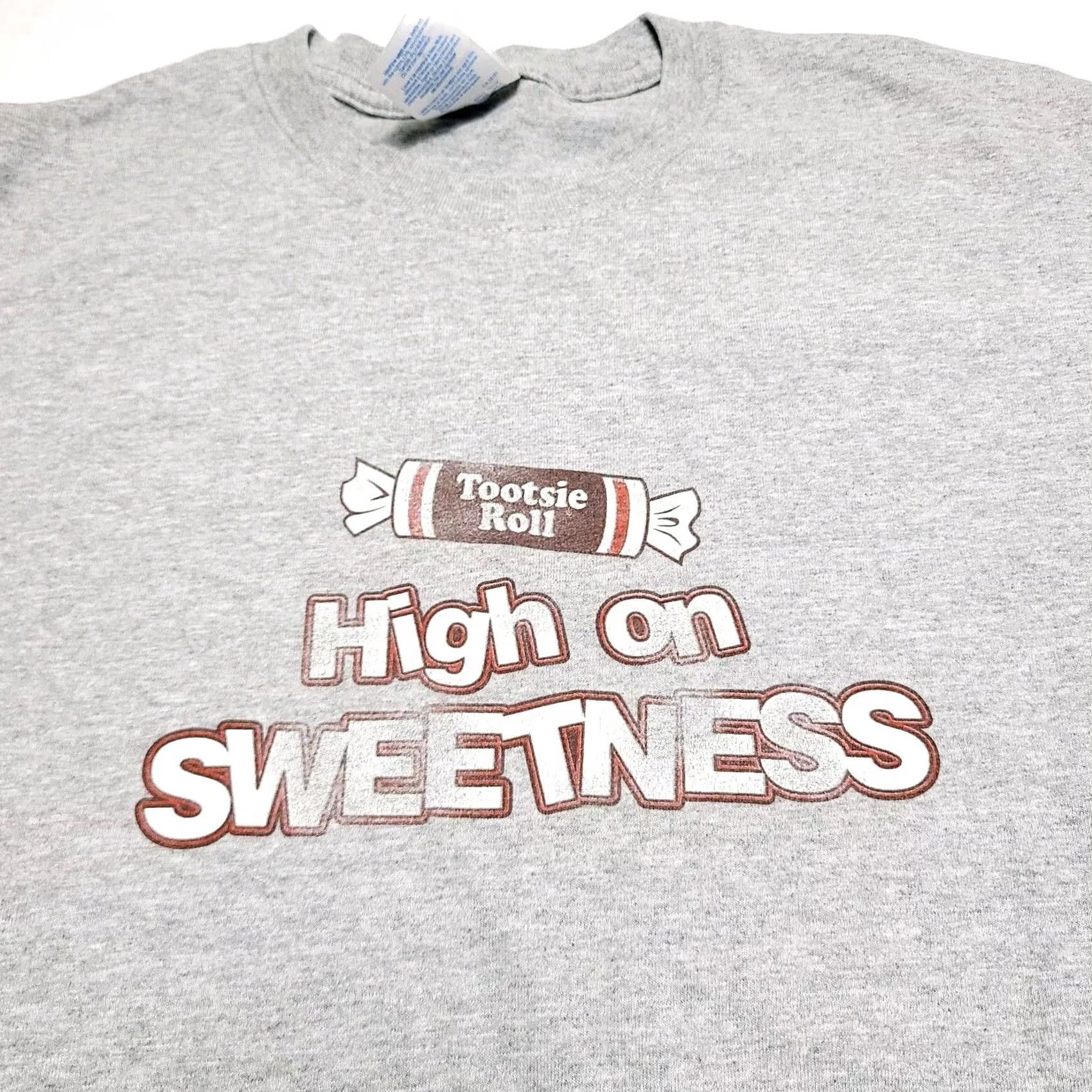 Gildan VINTAGE 00'S Tootsie Roll Graphic Promo Candy Snack T-Shirt Men’s Size S gray Cotton Blend Crew Neck Short Sleeve Retro 90s Owl Pop Mens Size US S / EU 44-46 / 1 - 2 Thumbnail