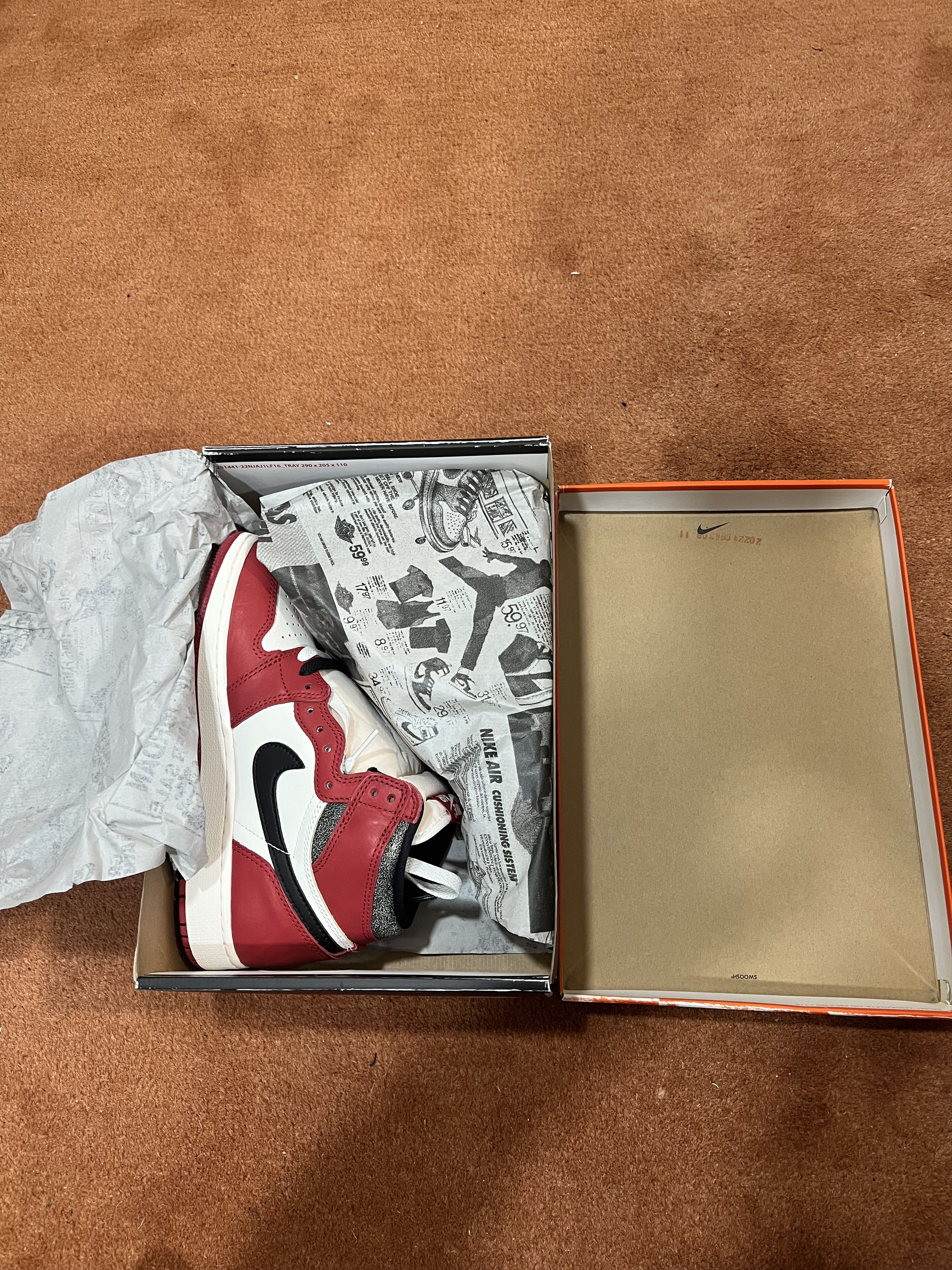 Jordan Brand Air Jordan 1 Retro High Size US 5 / EU 37 - 6 Thumbnail