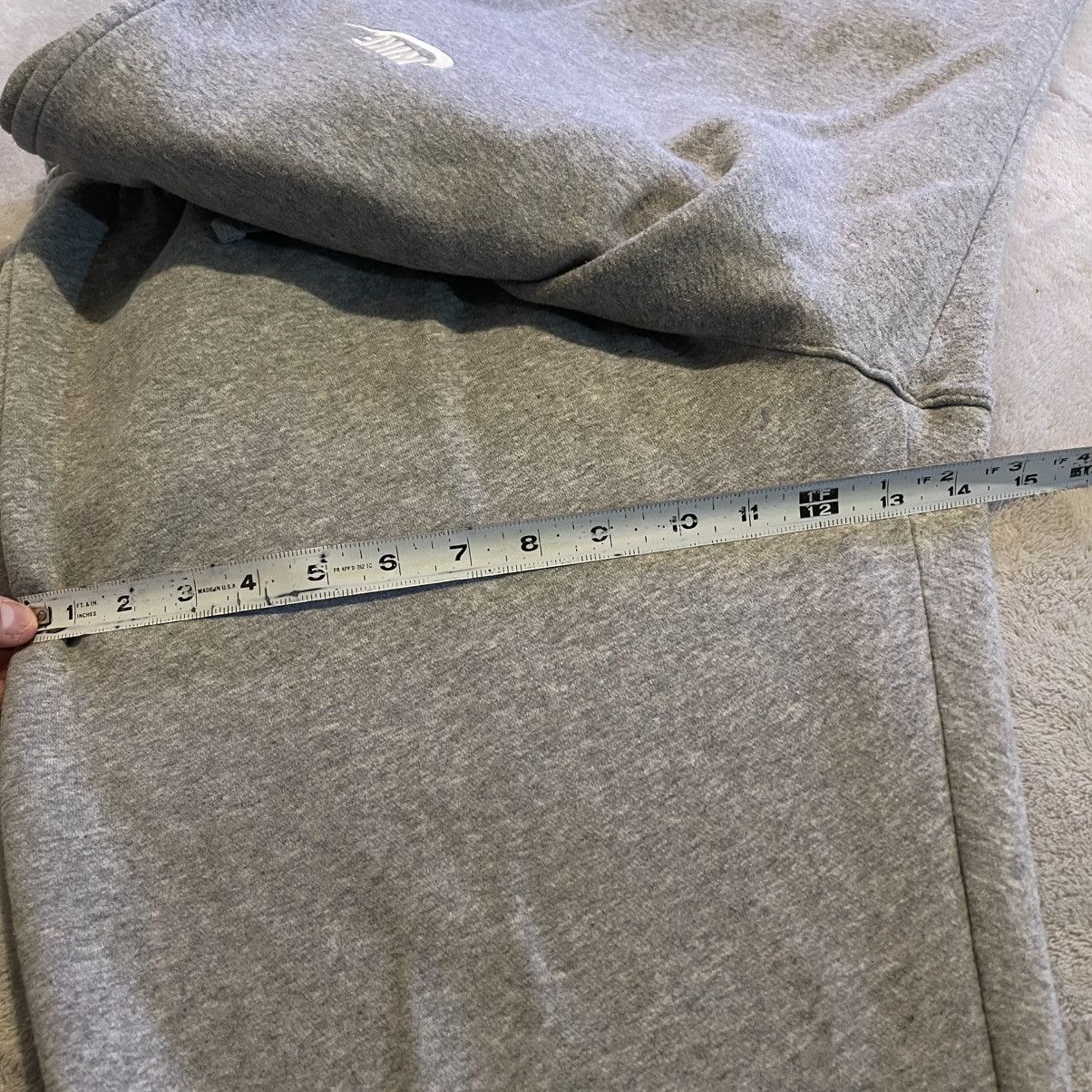 Nike Nike Mens Sportswear Club Fleece Sweatpants Grey XL Workout Size US 33 - 11 Thumbnail