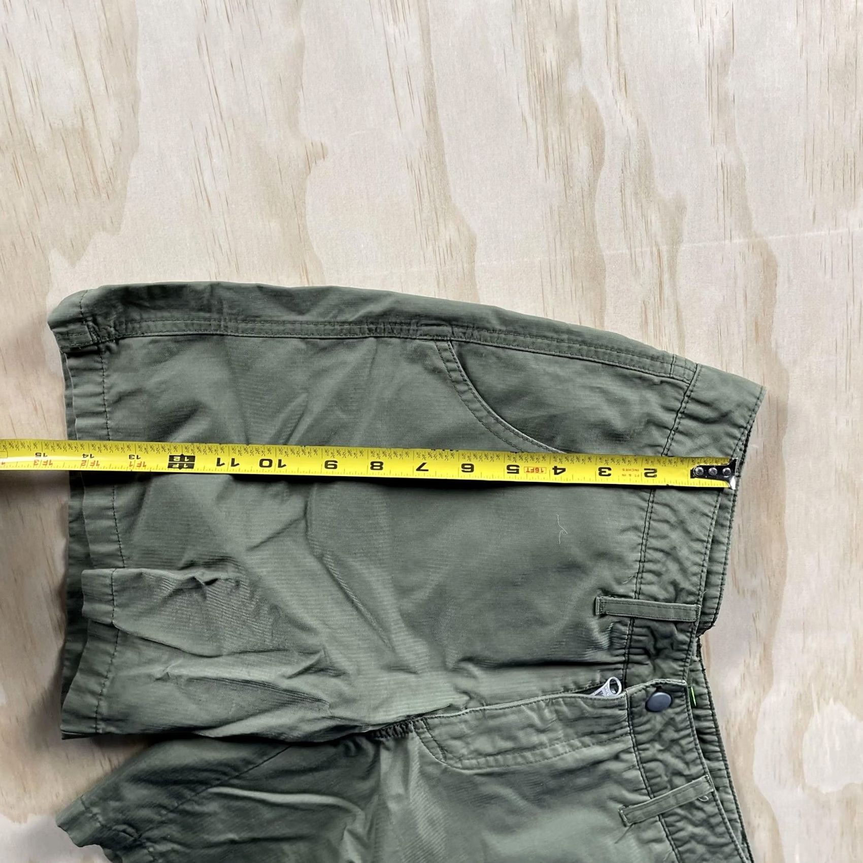 Hurley VINTAGE Hurley Shorts Boys 3 Green Cargo Twill Zip Pocket Flat Front Utility Size 26" / US 2 / IT 38 - 5 Thumbnail