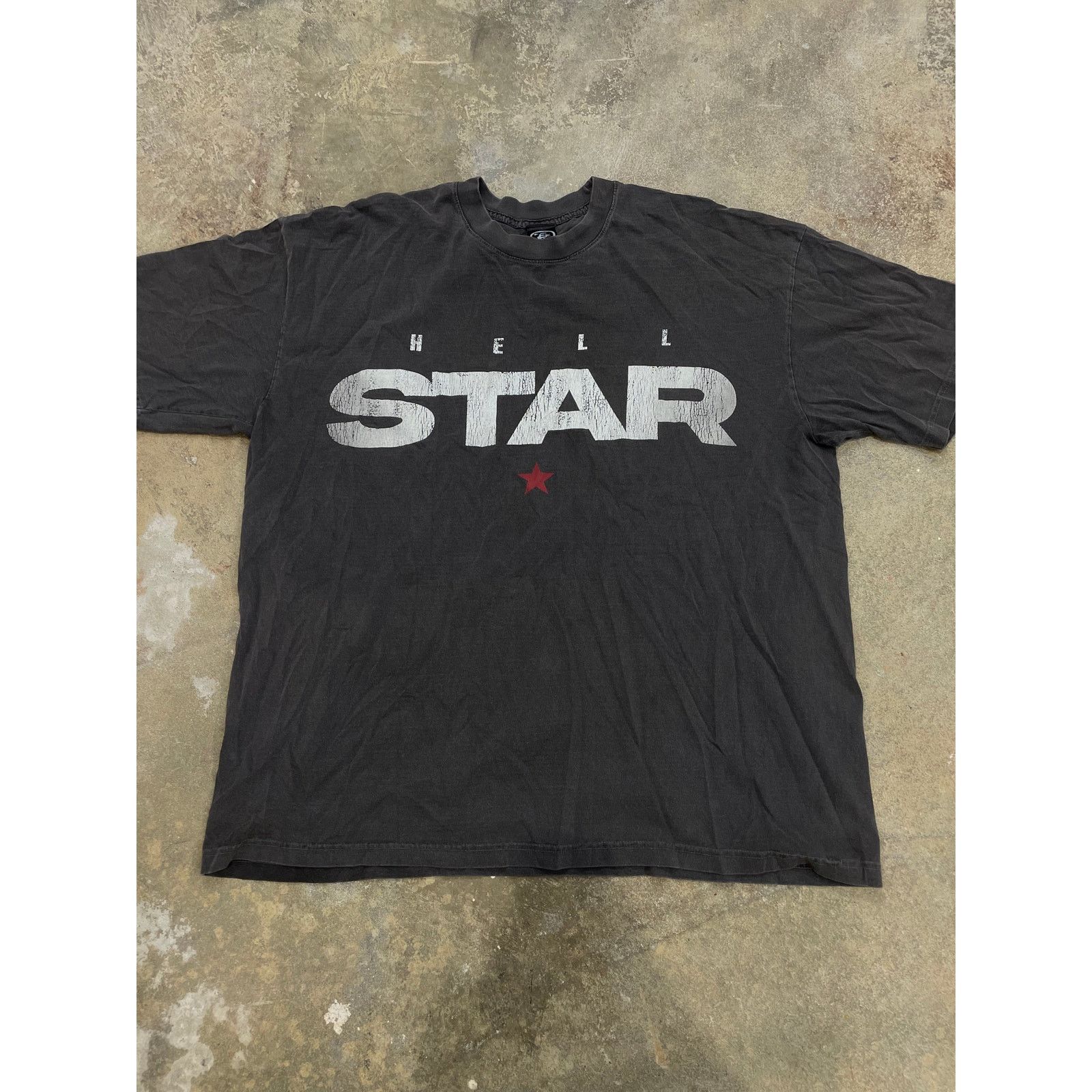 HELLSTAR Hellstar Cherub Tee Grey Used XL Size US XL / EU 56 / 4 - 1 Thumbnail