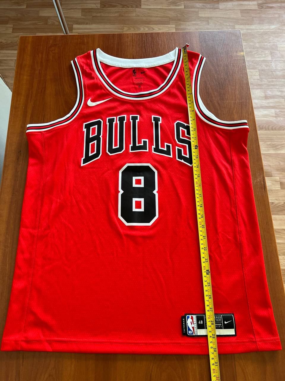 NBA 2022/23 NBA CHICAGO BULLS #8 LAVINE BASKETBALL JERSEY SZ 52 Size US L / EU 52-54 / 3 - 13 Thumbnail