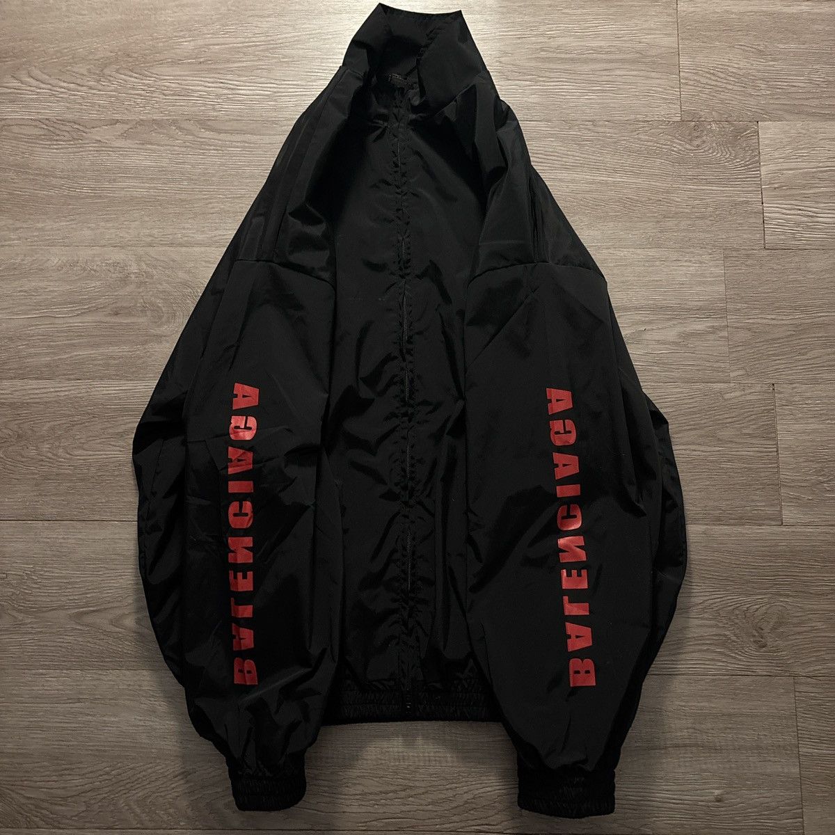 Balenciaga Balenciaga QIXI25 heart tracksuit top Size US M / EU 48-50 / 2 - 3 Thumbnail