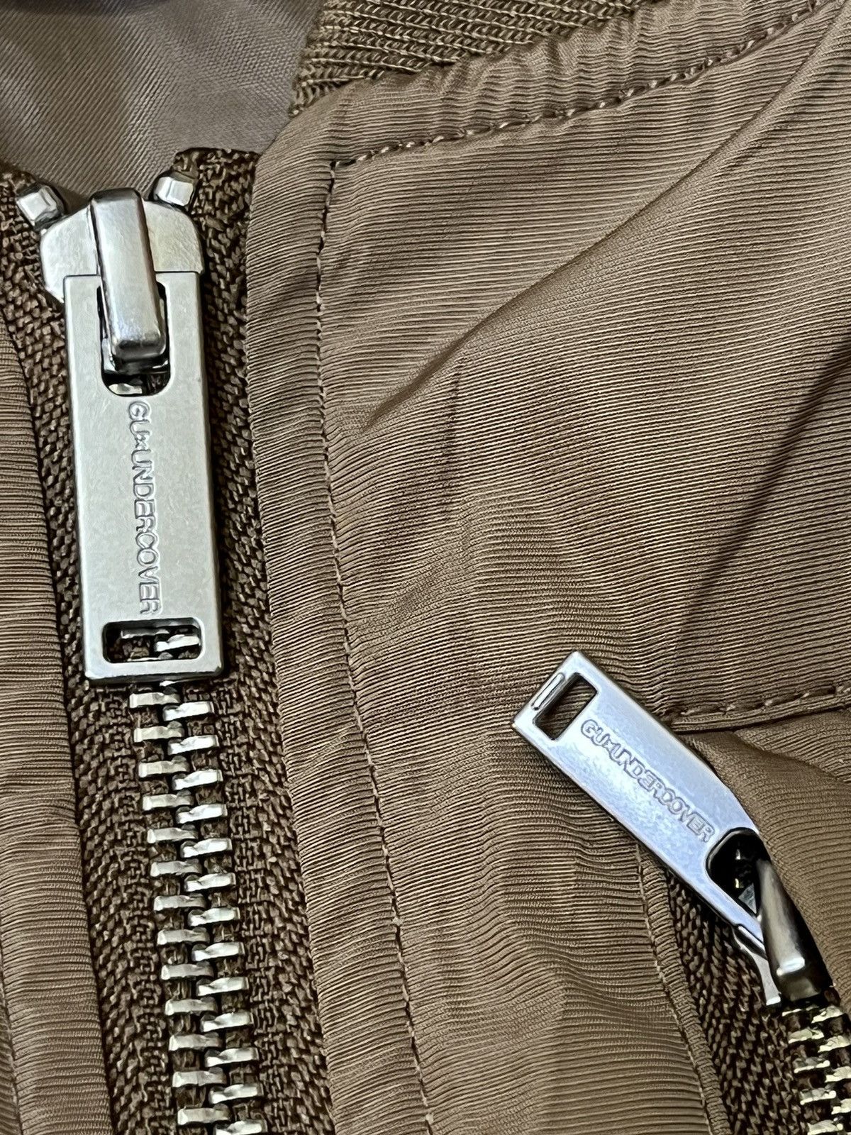 GU × Undercover UNDERCOVER x GU JUN TAKAHASHI BOMBER JACKET Size US M / EU 48-50 / 2 - 10 Thumbnail