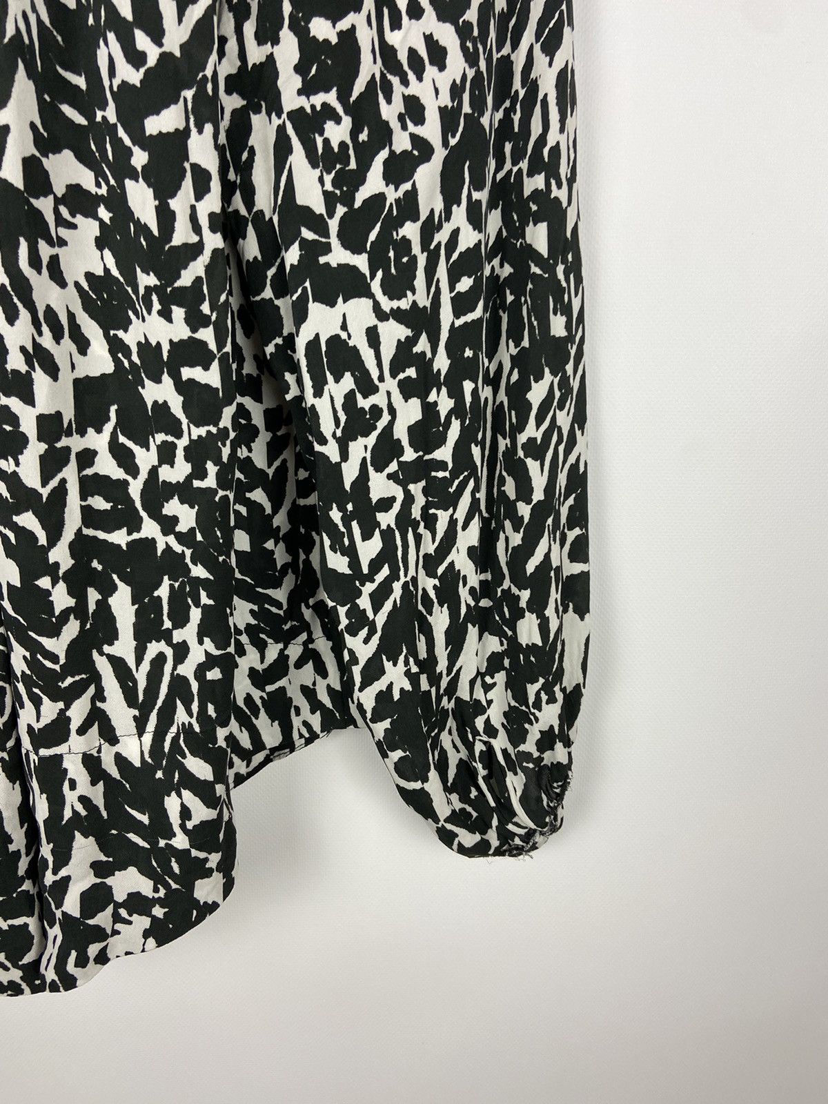 Designer × Isabel Marant Isabel Marant Silk Black and White Top Blouse Long Sleeve Size XS / US 0-2 / IT 36-38 - 15 Thumbnail