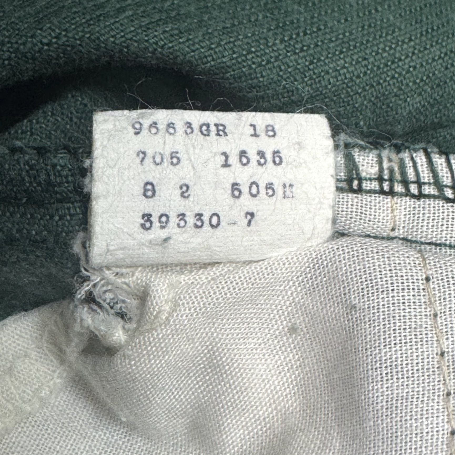 Levi's VINTAGE Levi's Pants Mens 28x30 Corduroy Green 80s Made USA Straight 5-Pocket Chino Casual Mens Size US 28 / EU 44 - 5 Thumbnail