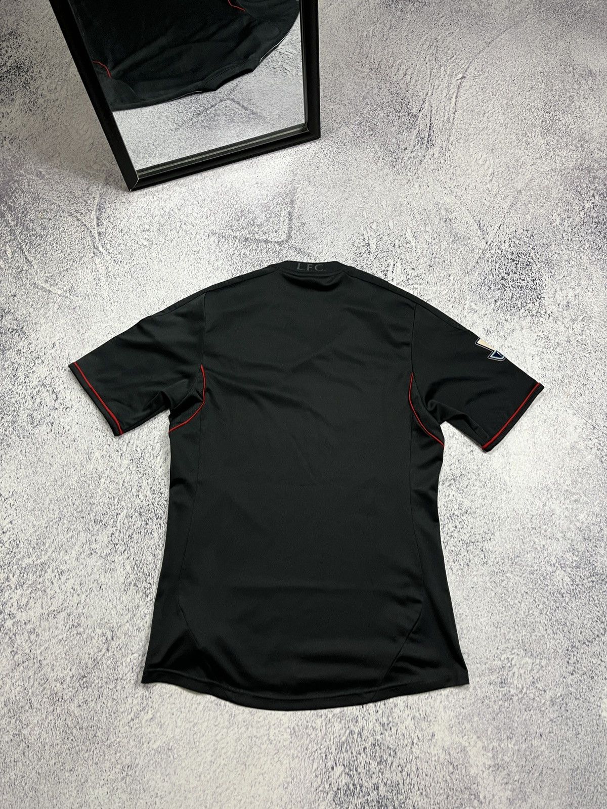 Adidas Adidas Liverpool 2011/12 Away Soccer Jersey Football Shirt Size US S / EU 44-46 / 1 - 17 Thumbnail