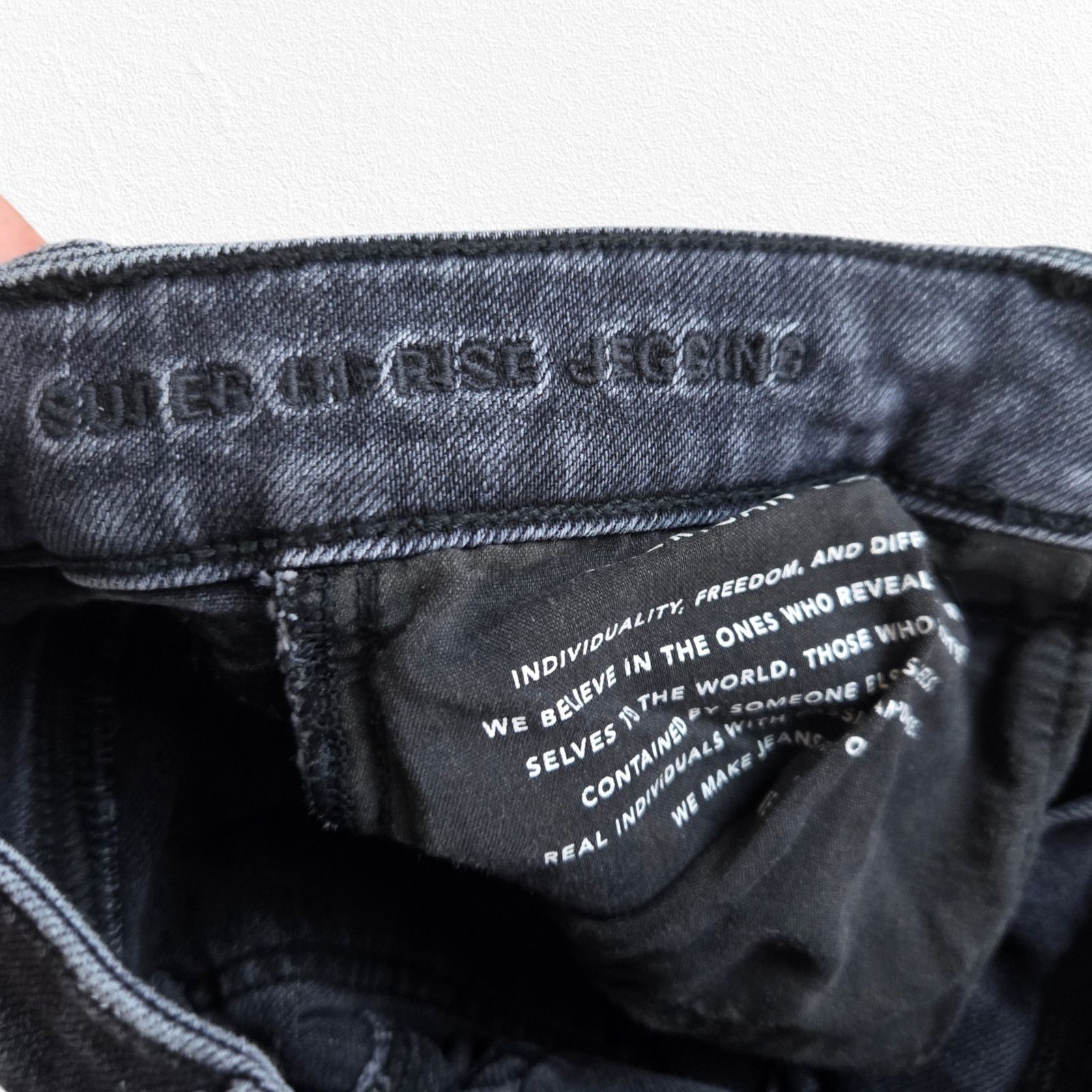 American Eagle Outfitters American Eagle Black High Rise Skinny Jeans Size 2 Size 26" / US 2 / IT 38 - 5 Thumbnail