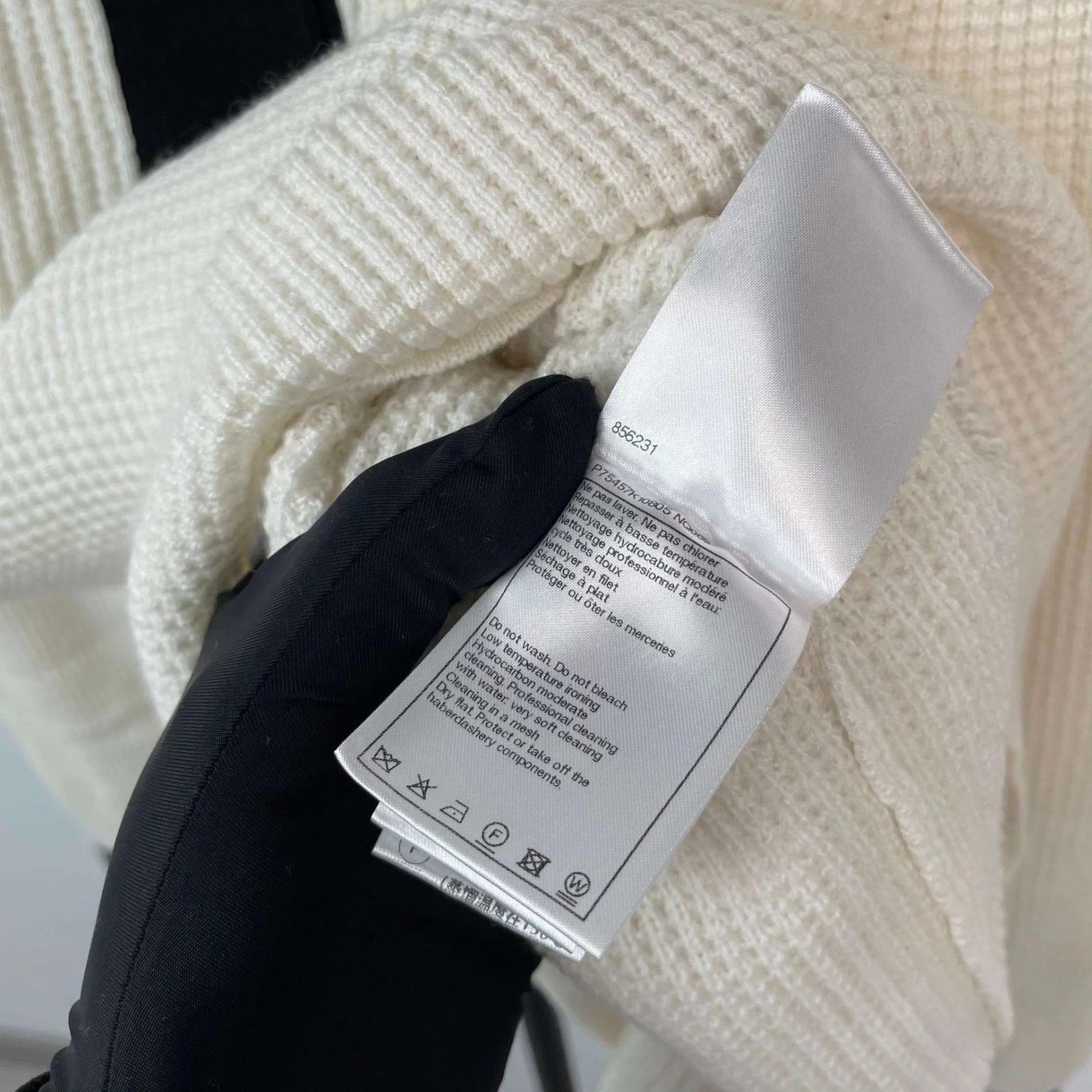 Chanel Chanel waffle blacktrim Polo longsleeve knit FR38 23A Size S / US 4 / IT 40 - 7 Thumbnail