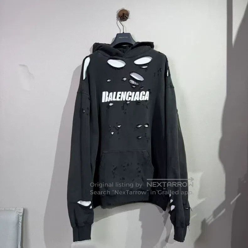 Balenciaga Balenciaga Ripped Hoodie Size US M / EU 48-50 / 2 - 1 Thumbnail